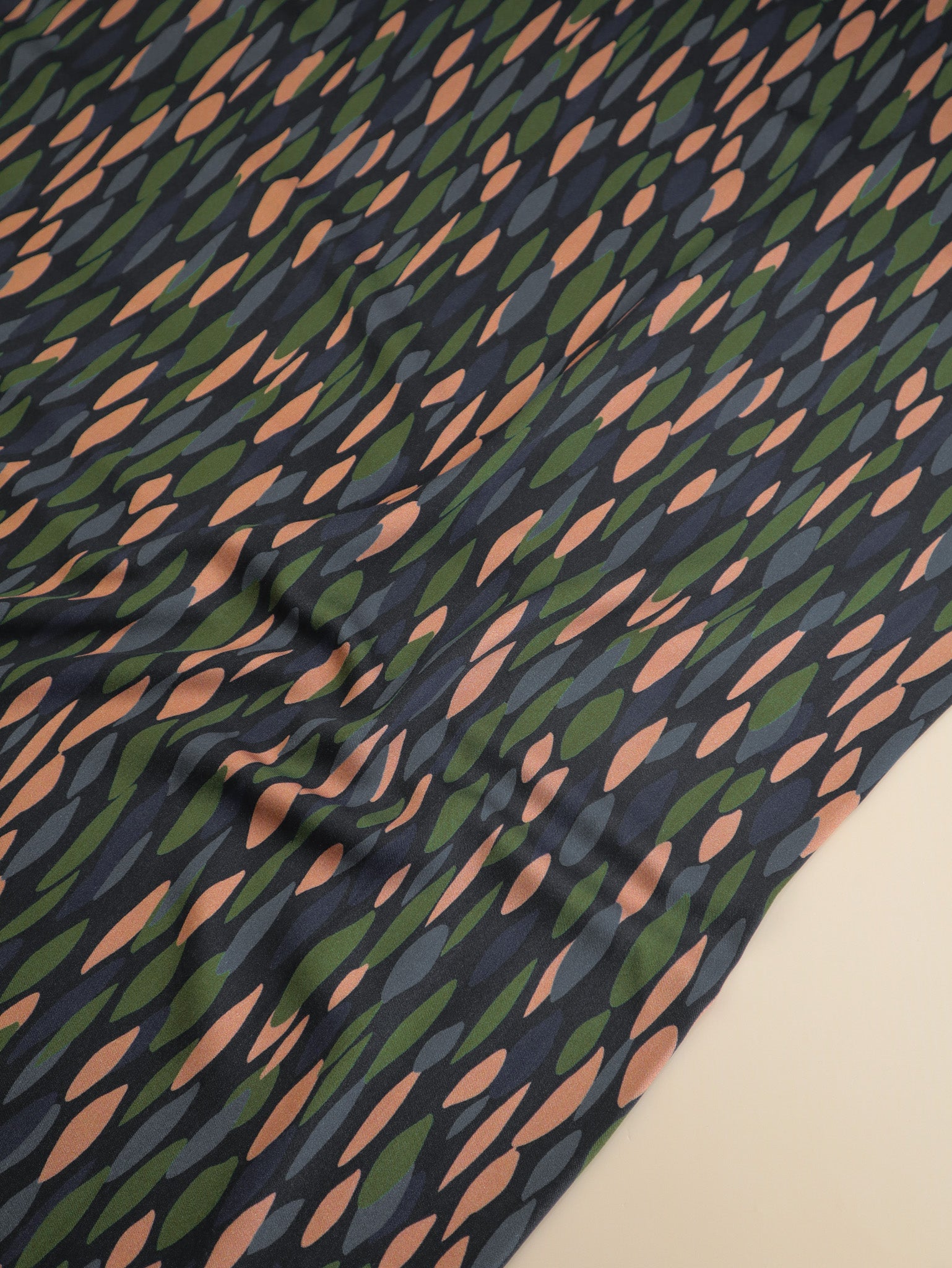 Mind The MAKER - Stan Night Viscose Twill with LENZING™ ECOVERO™ fibres