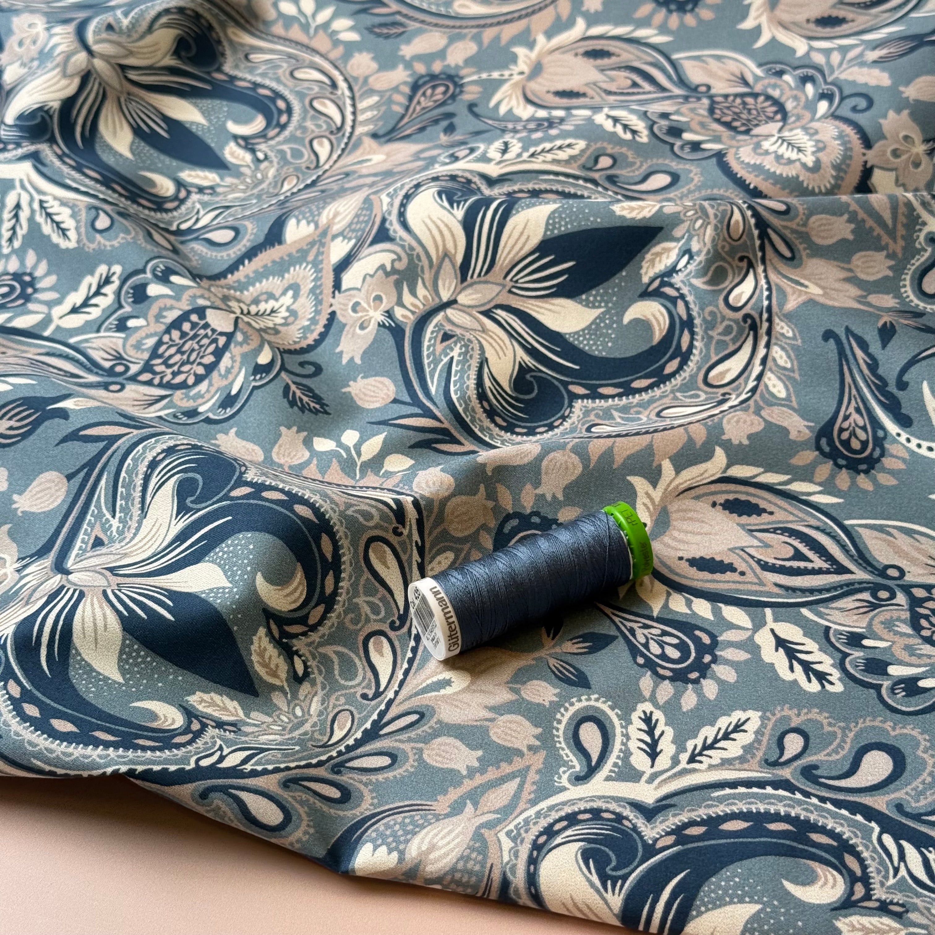 Ex-Designer Deadstock Damask Paisley Cotton Poplin Fabric