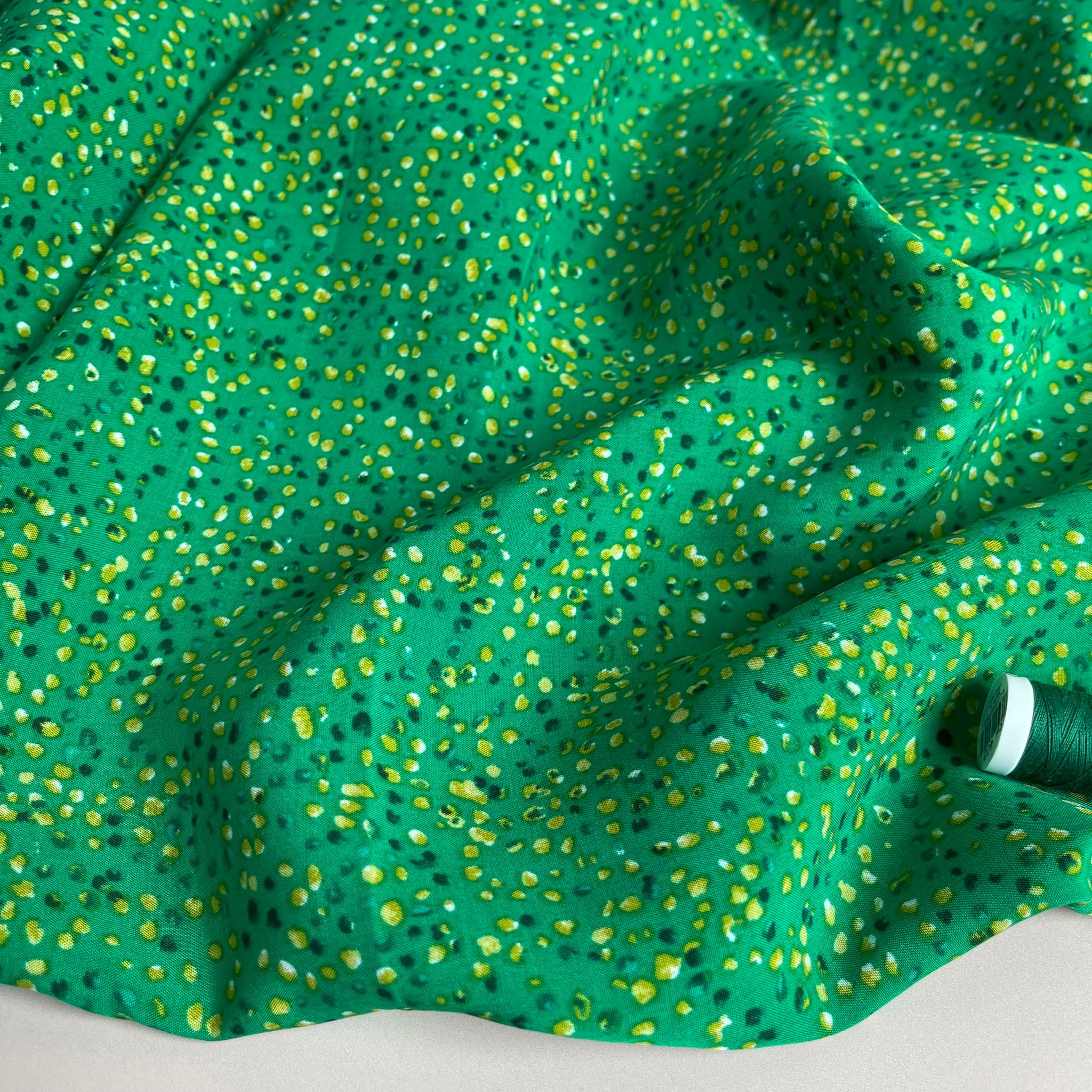 Emerald Green Speckles Viscose Poplin Fabric