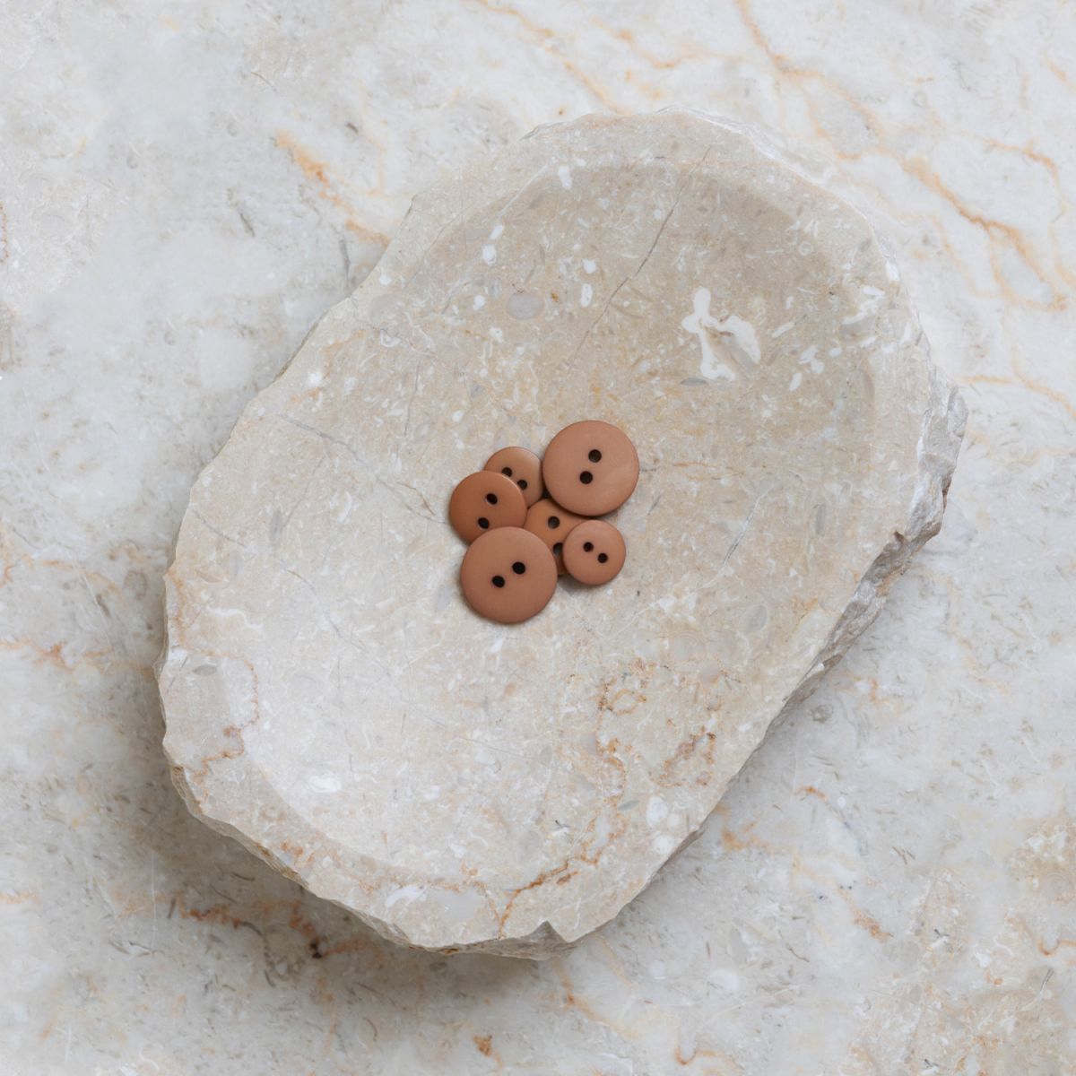 Atelier Brunette - Classic Matte Buttons - Pecan Pie 15mm