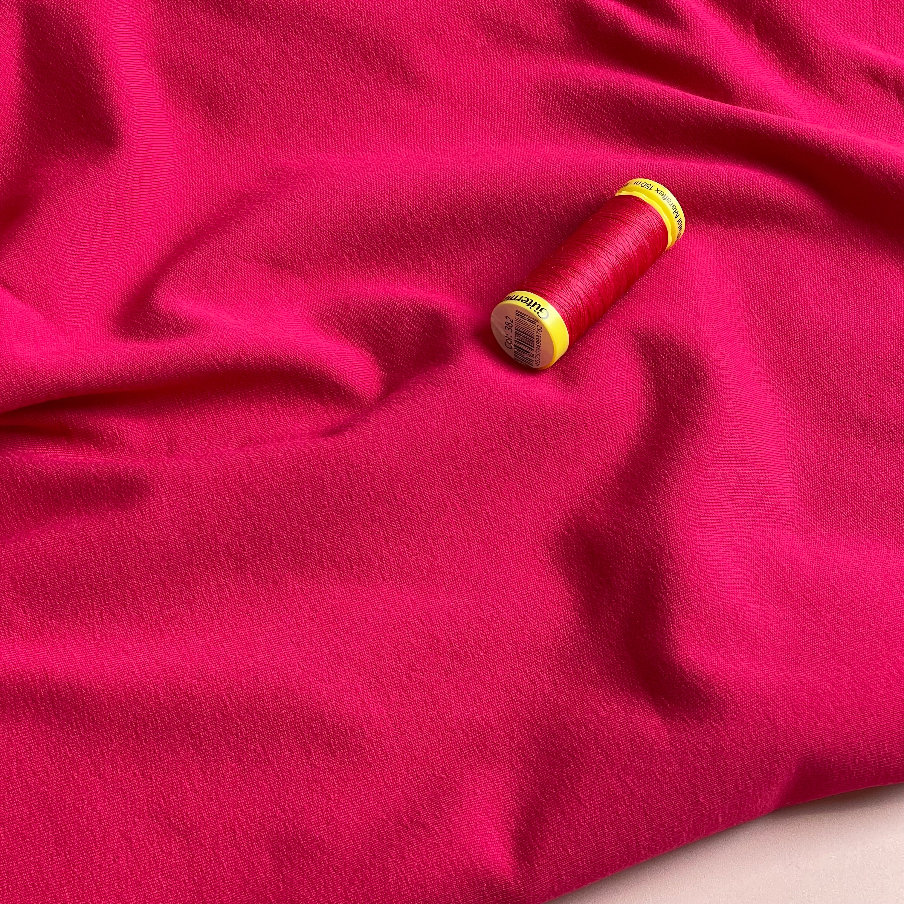 Brushed Sweat-shirting in Carmine