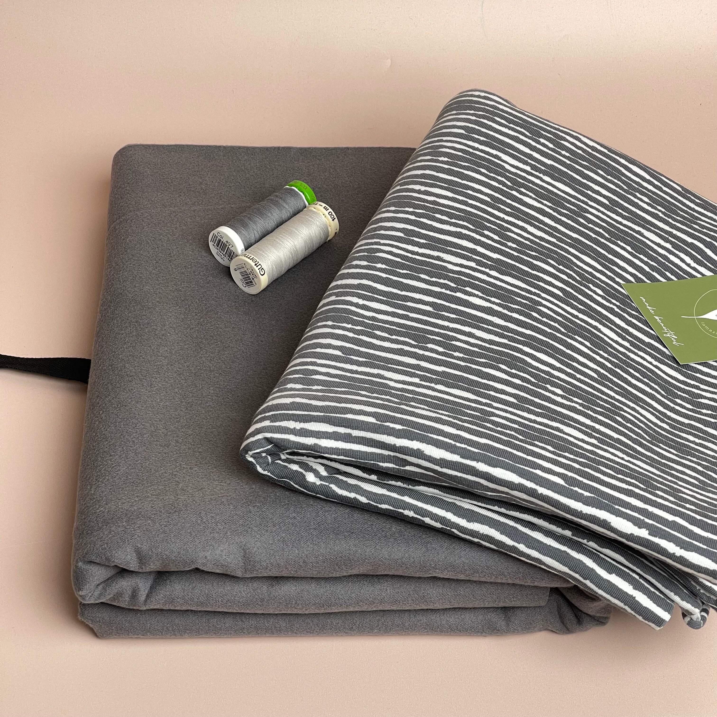 Limited Edition - Luxury Pyjama Kit with Printed Cotton Jersey and Moonstone Grey Flannel