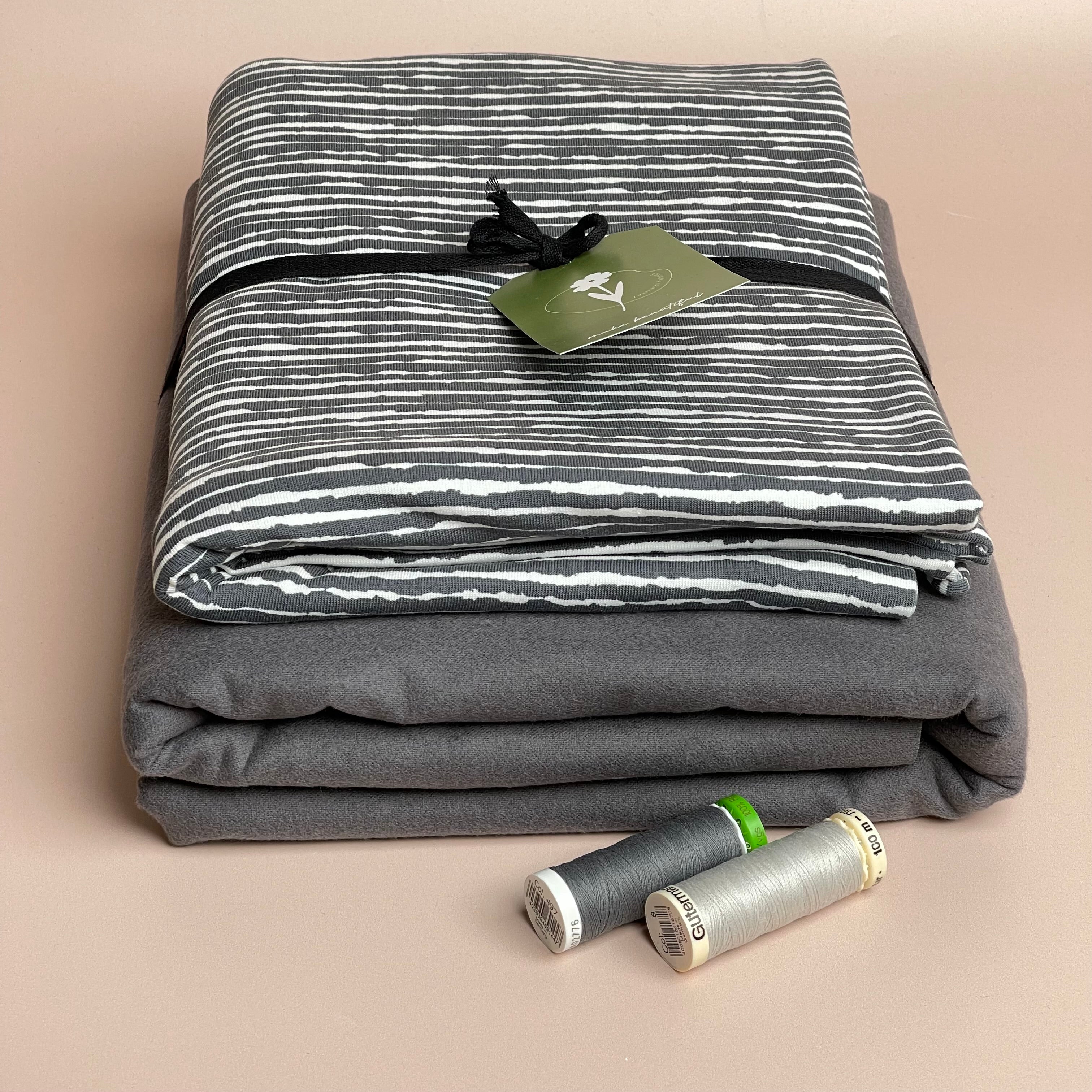 Limited Edition - Luxury Pyjama Kit with Printed Cotton Jersey and Moonstone Grey Flannel