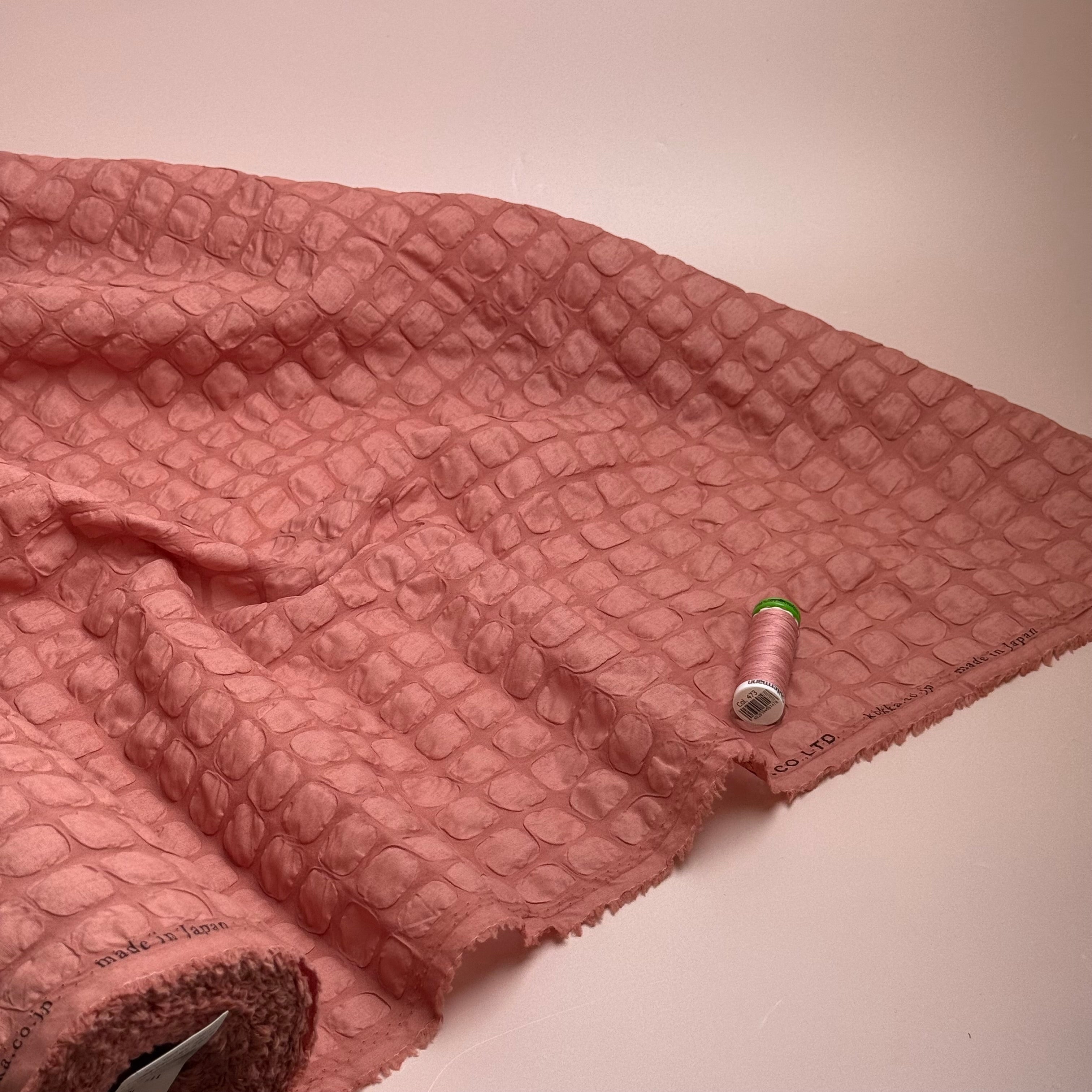 Kokka - Textured Waffle Squares Ripple Cotton Lawn in Clay Pink