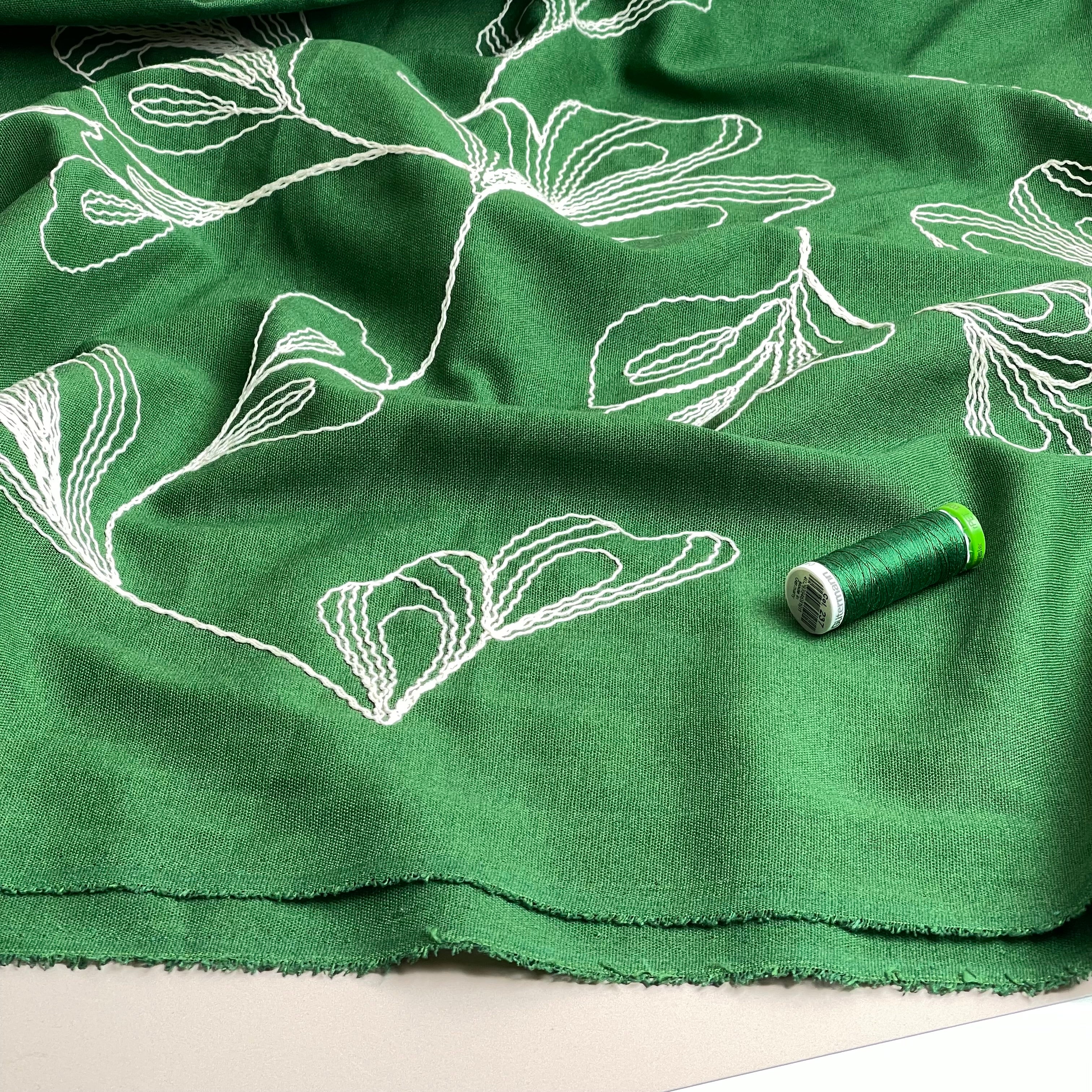 Embroidered Foliage Linen Viscose Blend Fabric in Green