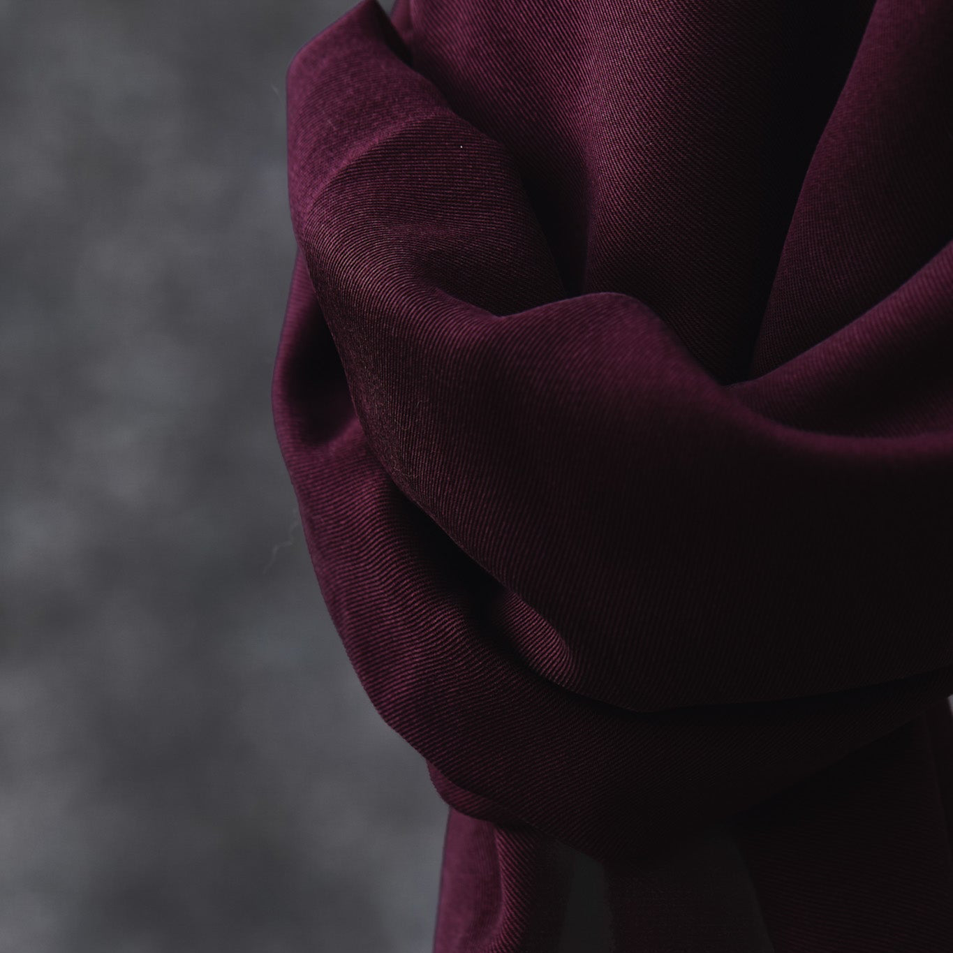MEET MILK - Smooth Drape TENCEL™ Lyocell Twill in Velvet Violet