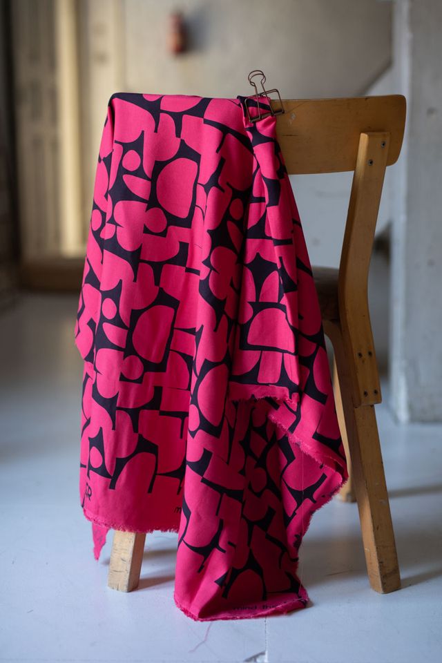 Mind The MAKER - Shady Shapes Crimson ECOVERO™ Viscose Leia Crepe