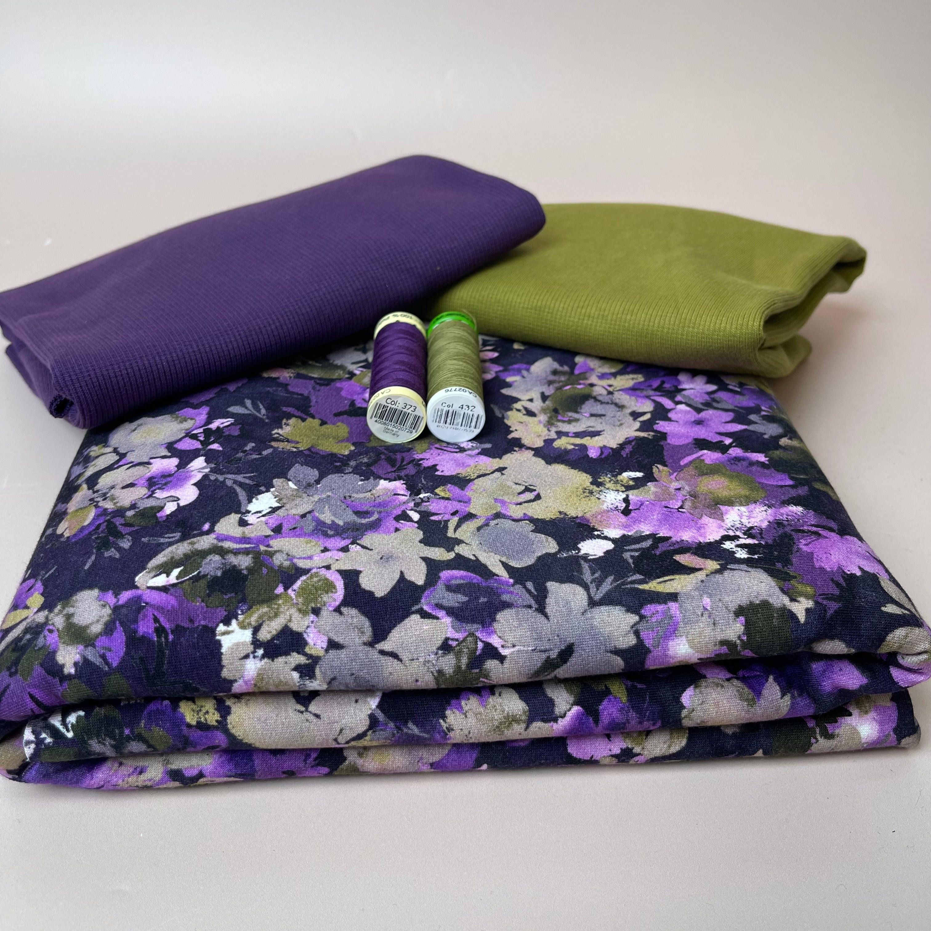 Colour Bundles - Autumn Flowers Purple Sweatshirt & Ribbing