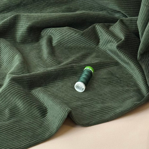 Stretch Washed Corduroy 4.5W in Forest Green