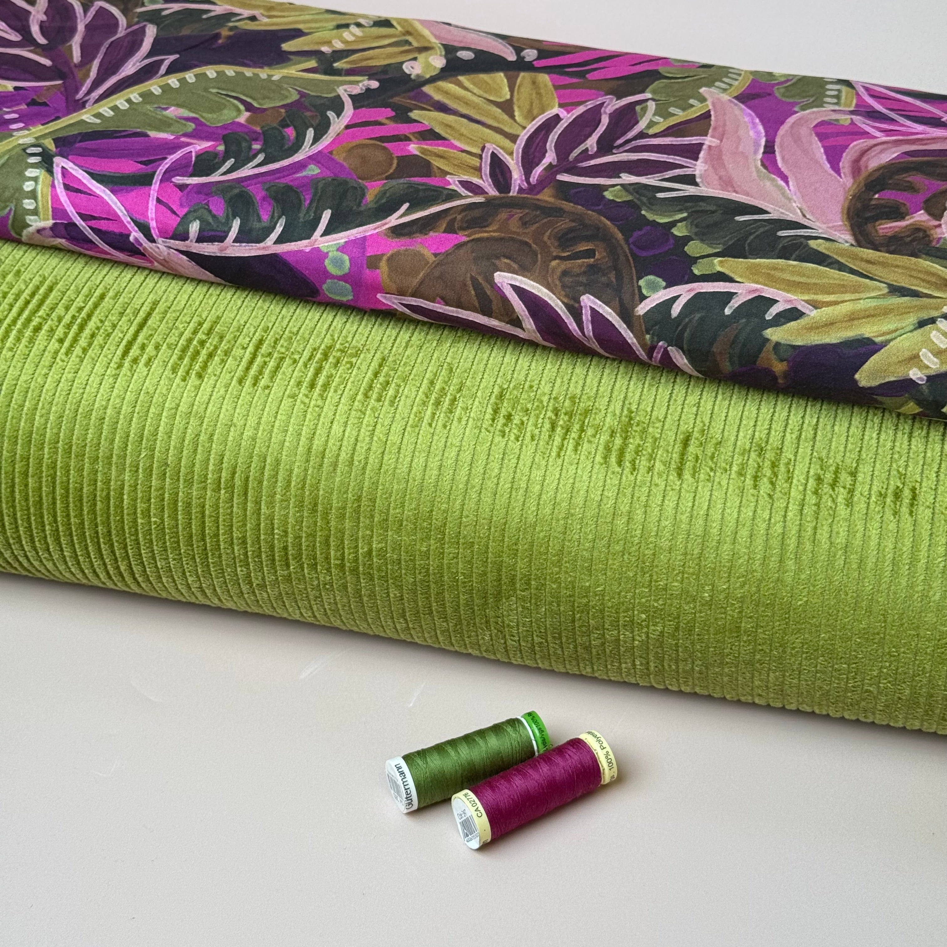 Pure Cotton Washed Corduroy 4.5W in Lime Green