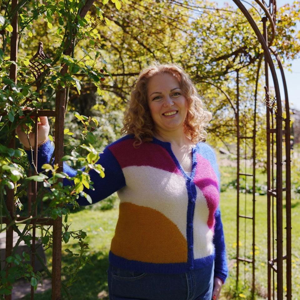 Lise Tailor - Rainbow Cardigan Knitting Paper Pattern