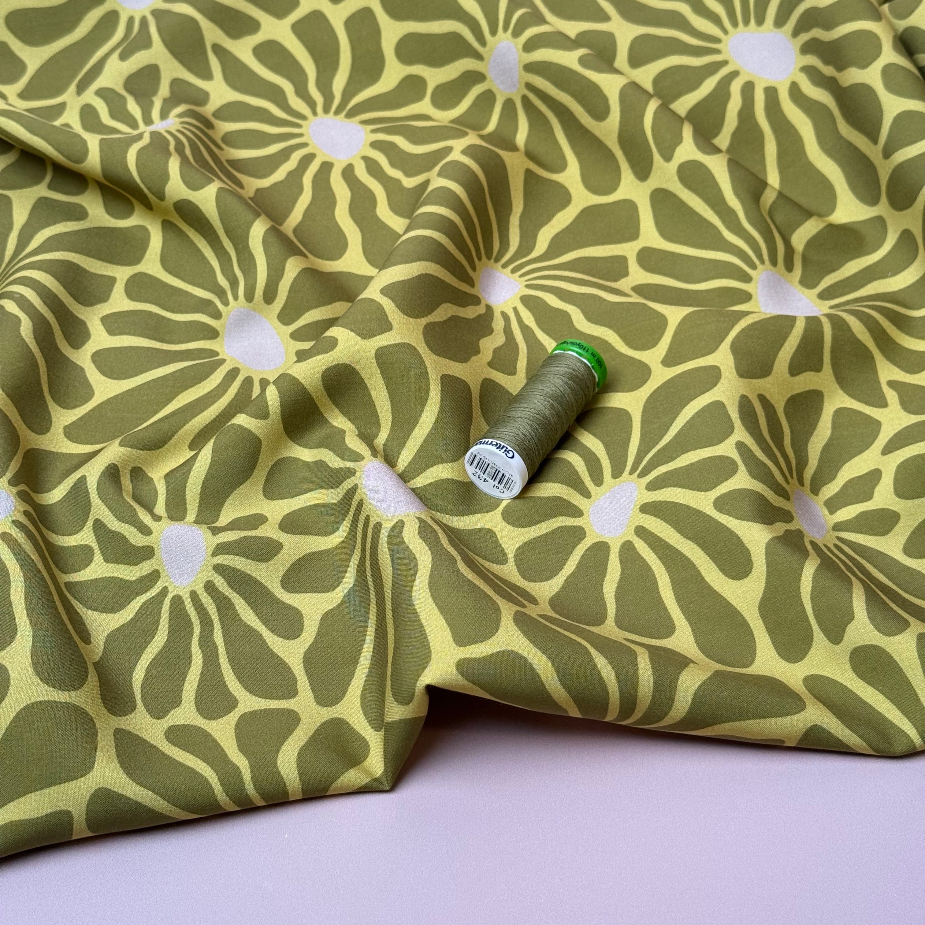 Graphic Flowers in Green Viscose Poplin Fabric