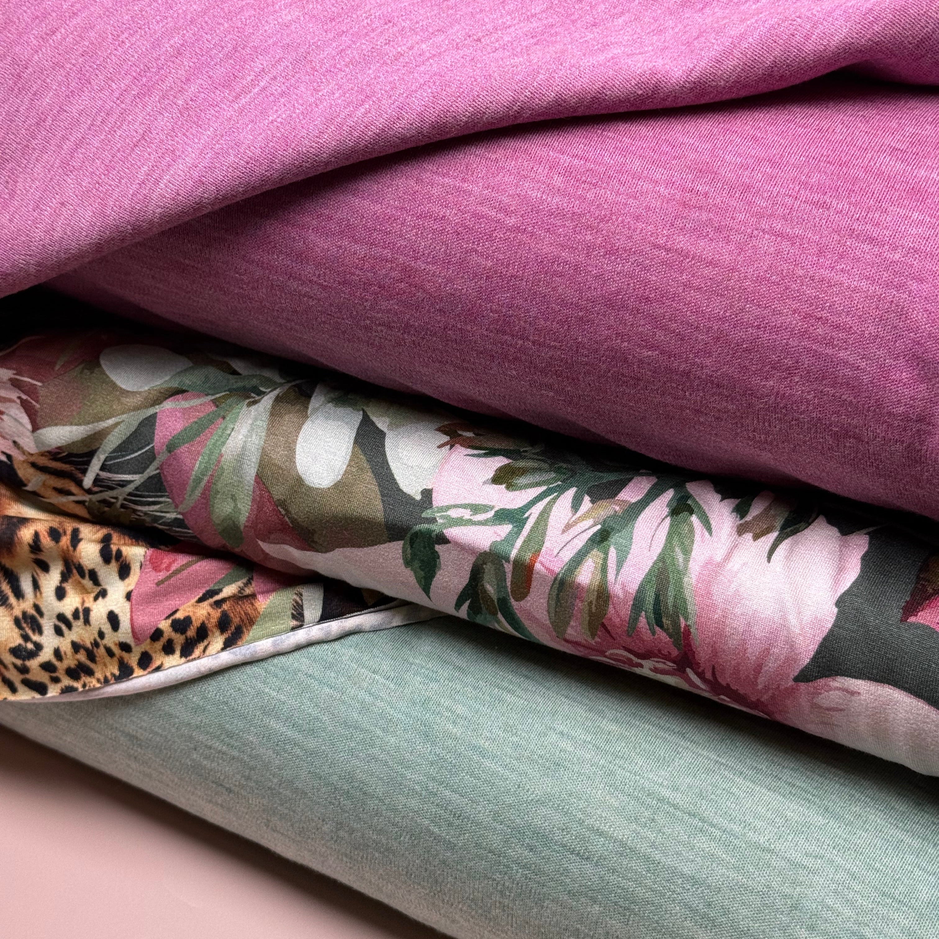 Pure Merino Wool Sweater Knit in Mint