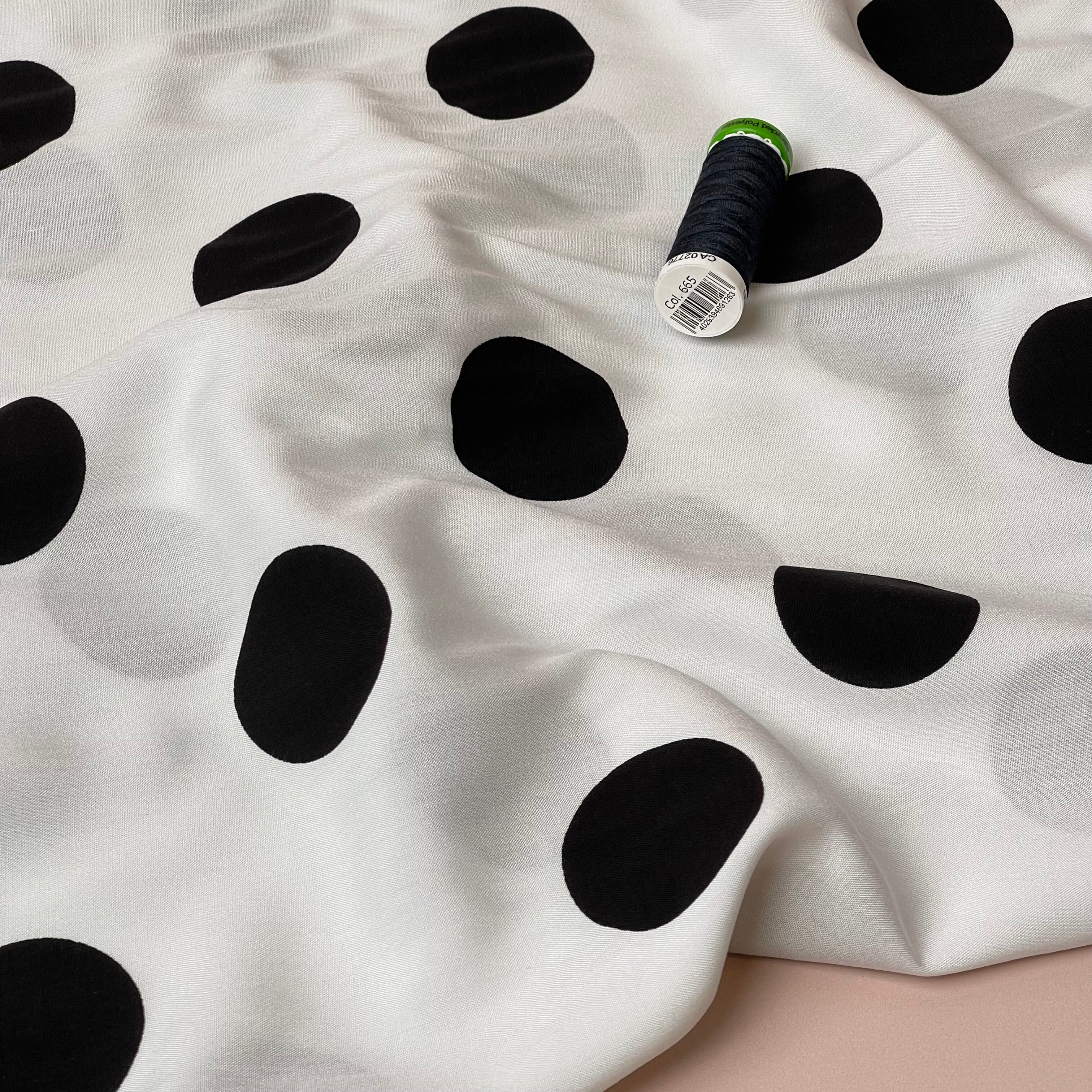 Large Polka Dots on White Viscose Poplin Fabric