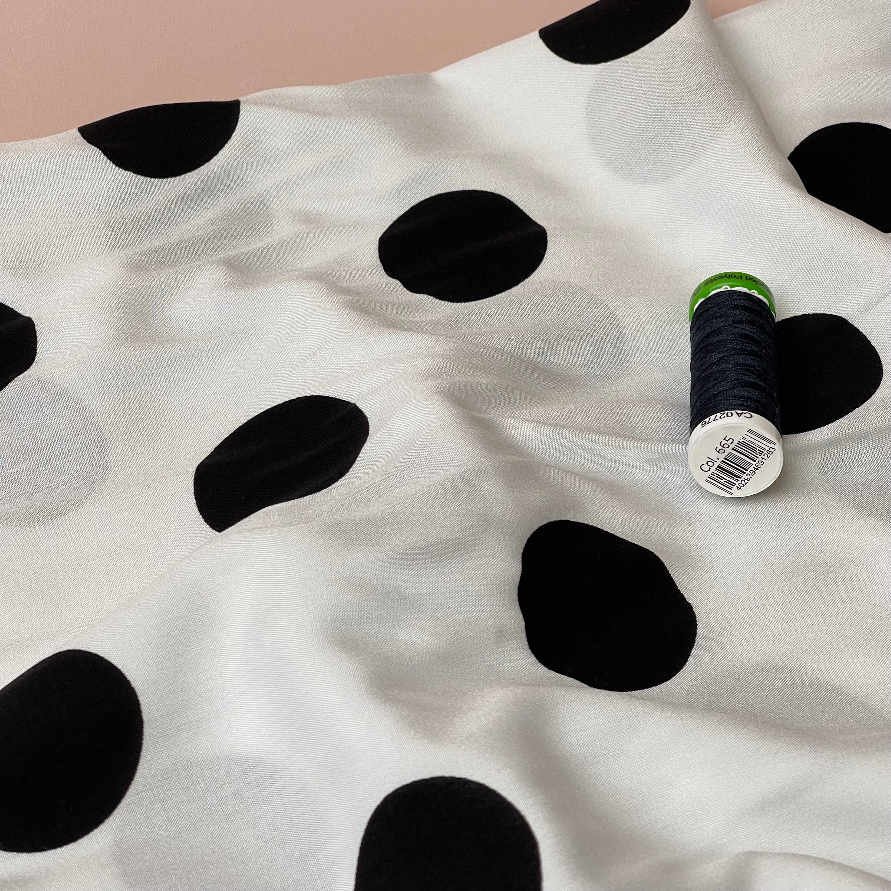 Large Polka Dots on White Viscose Poplin Fabric