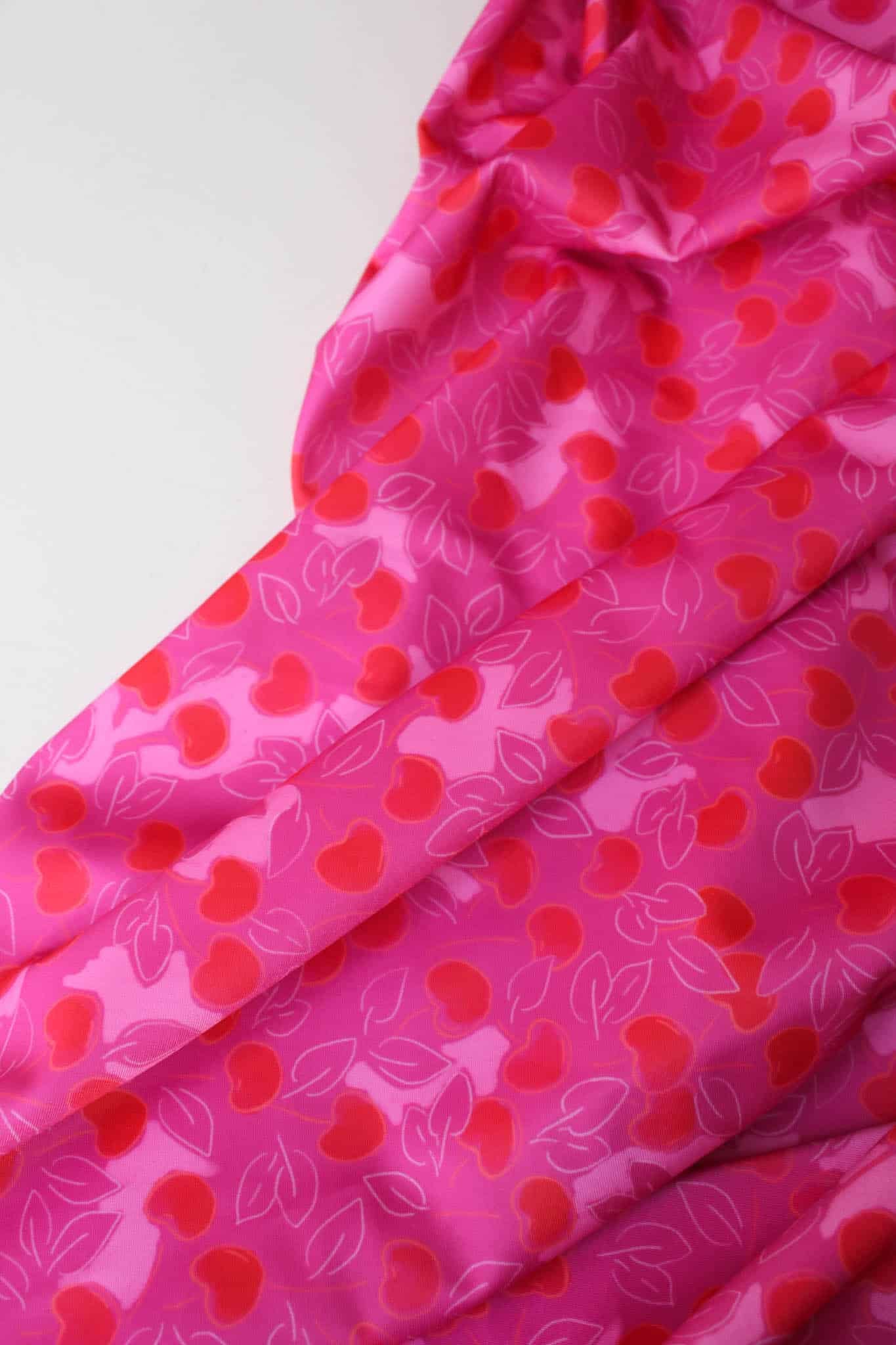 REMNANT 0.46 metre - Lise Tailor - Cherry Viscose Fabric