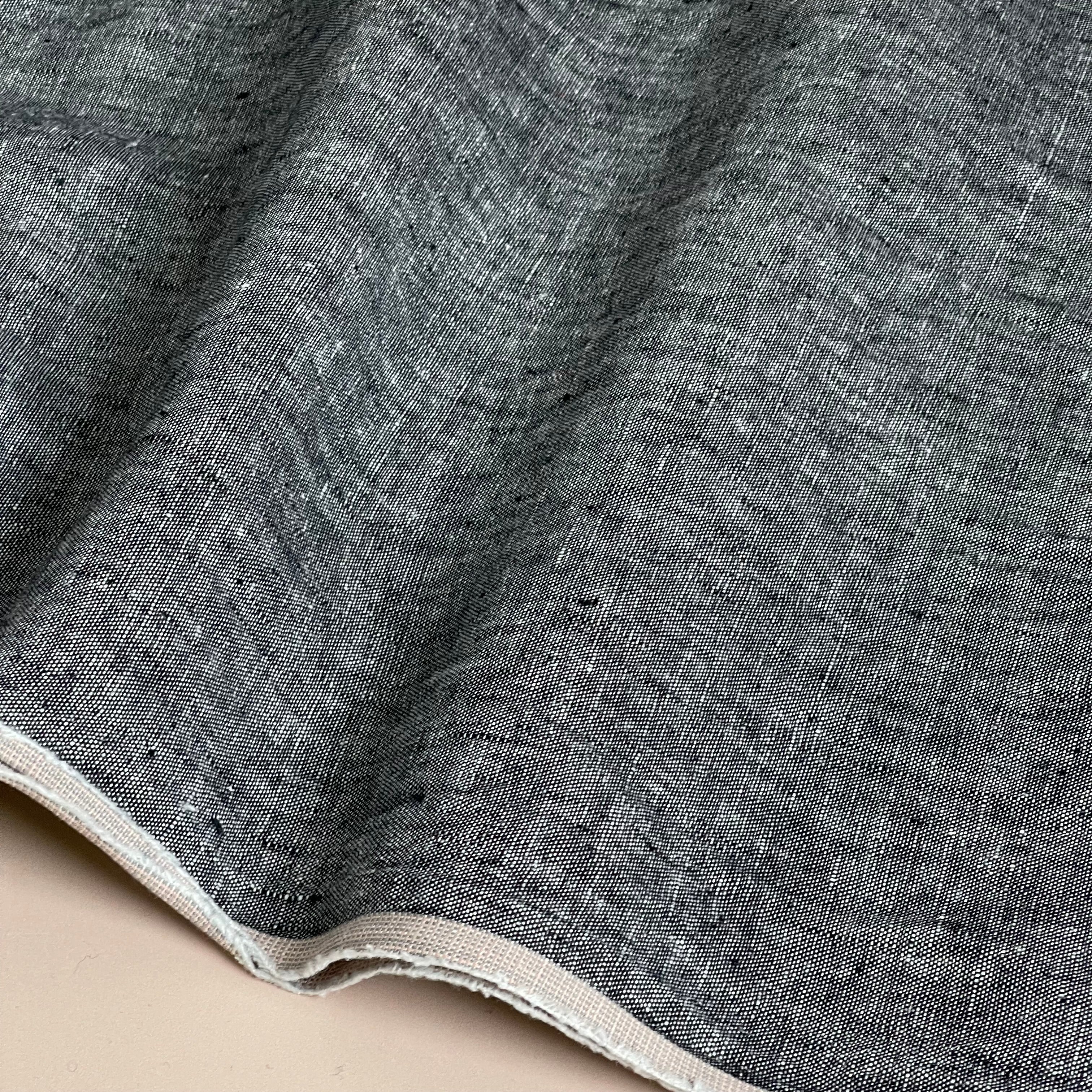 Yarn Dyed Pure Linen Fabric in Dark Navy