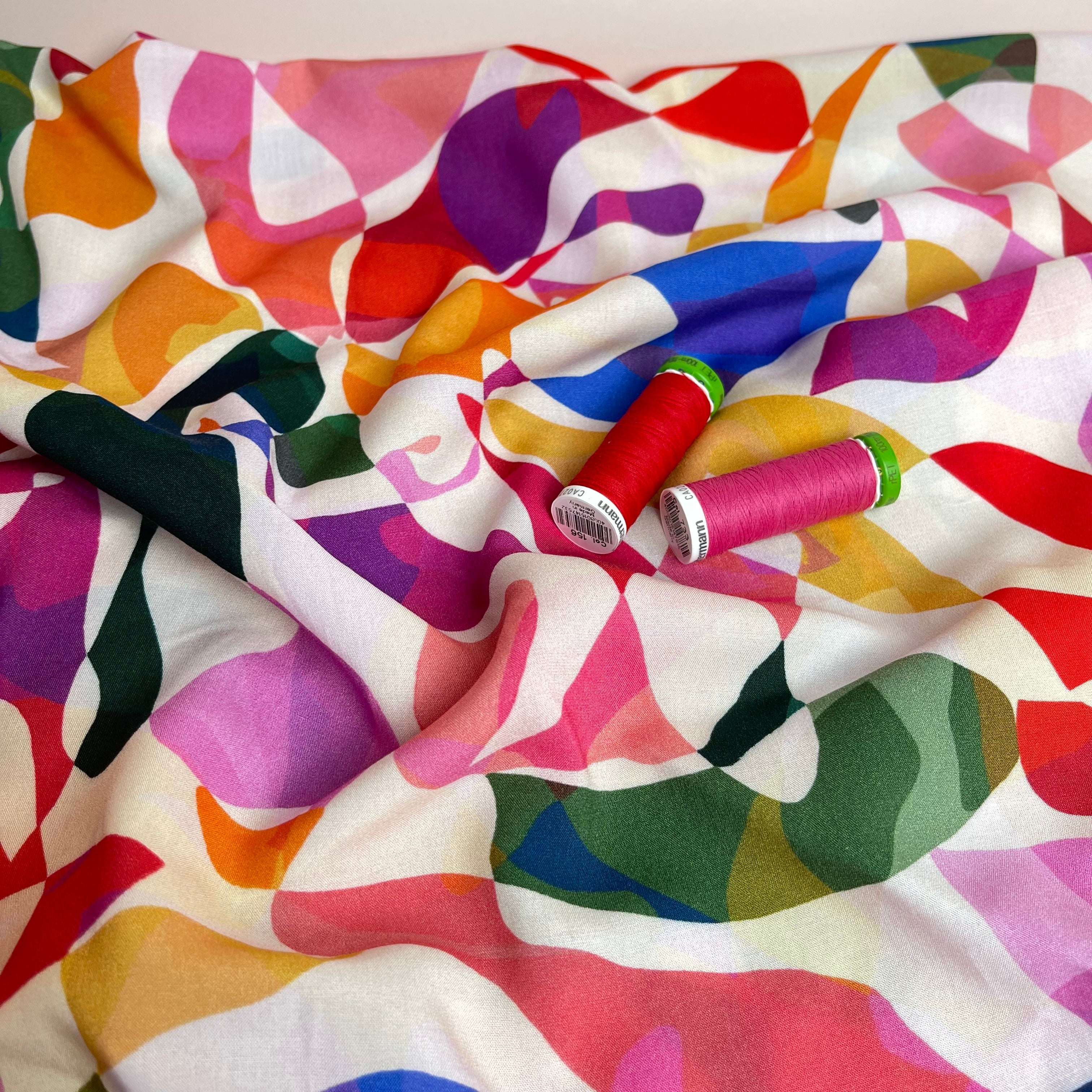 Make an Outfit Colour Bundle - Rainbow Leaves Spring Viscose with Magenta Flow Linen