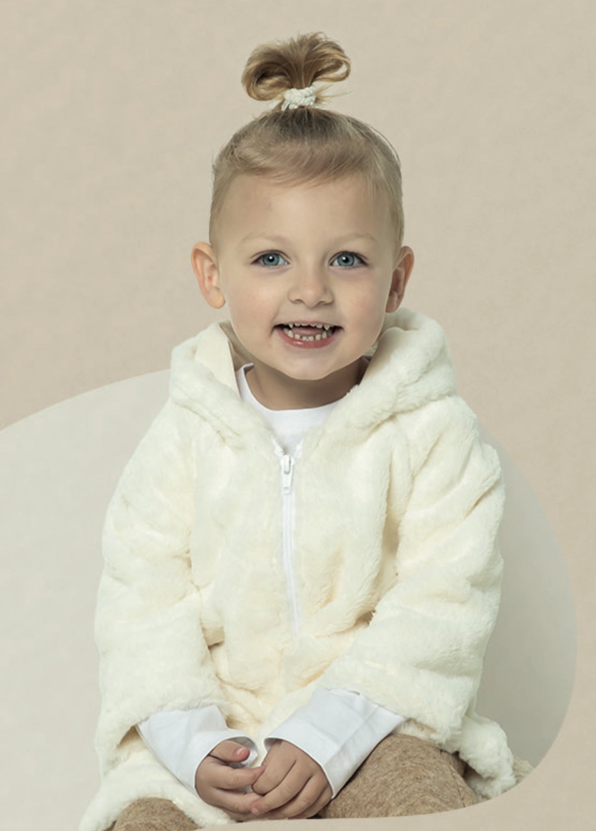 Fur Fabric with Hearts in Off-White