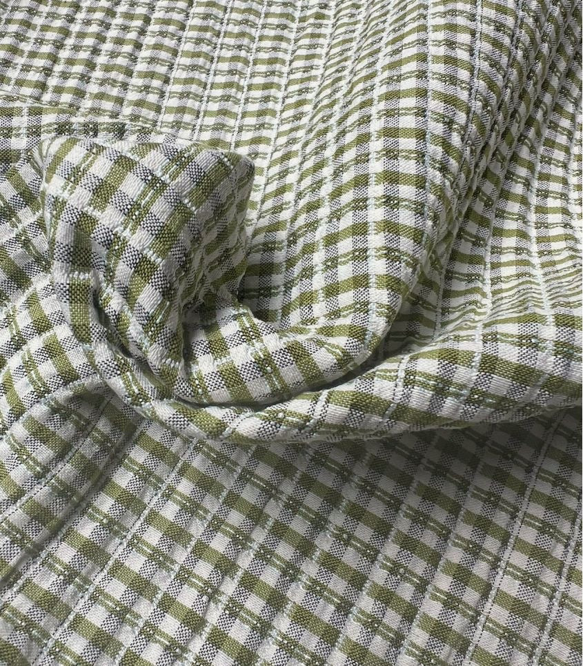 Sewing Kit - Biquette Reversible Vest in Quilted Kiwi Gingham Jacquard Fabric