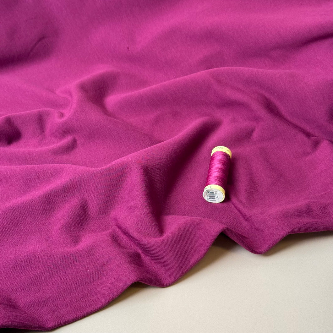Brushed Cotton Sweat-shirting in Magenta