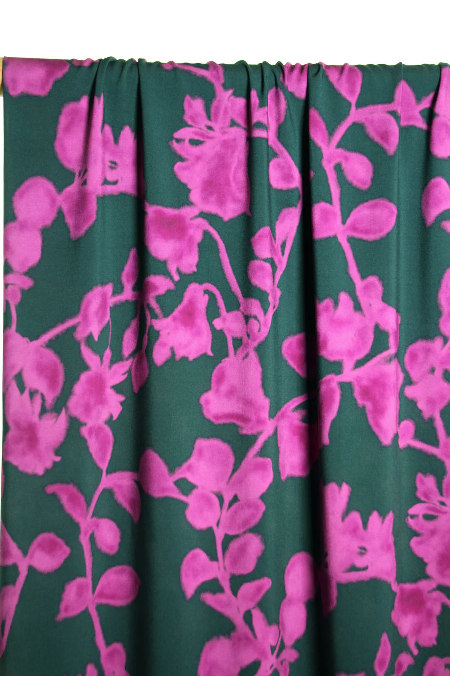 Atelier Jupe - Fuchsia Flowers Viscose Fabric