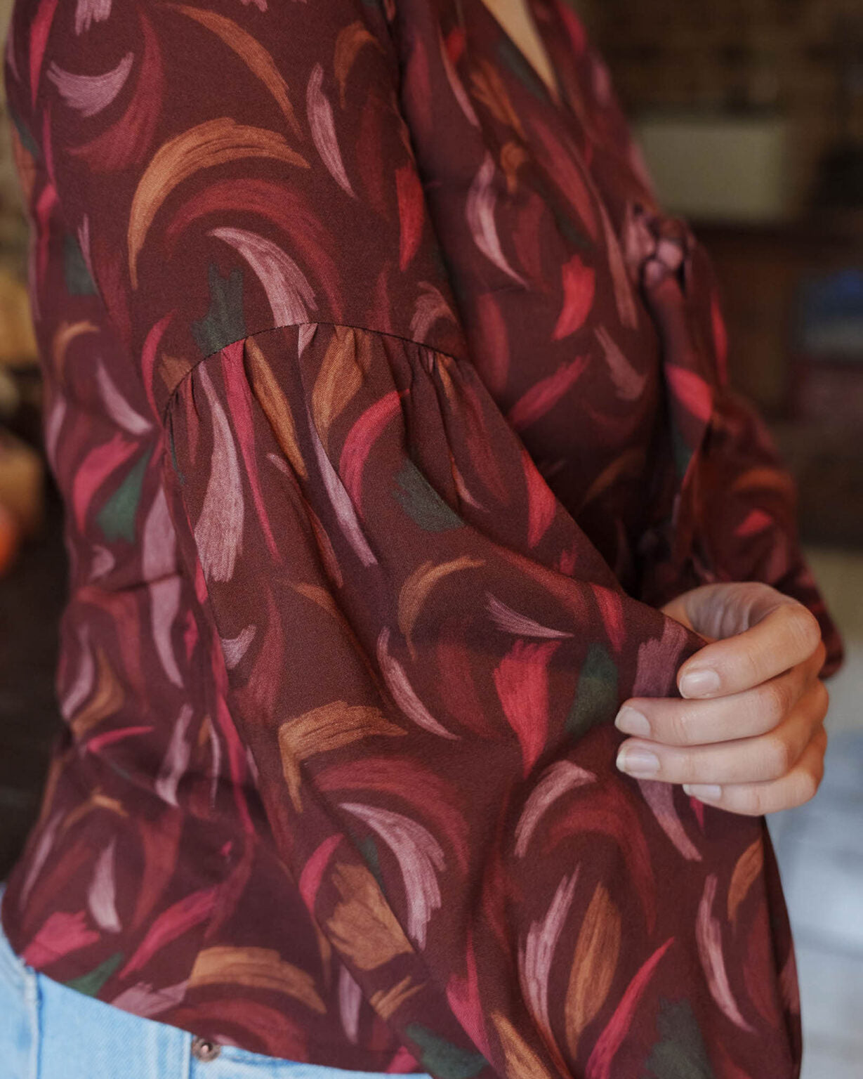 Lise Tailor - Frisson Viscose Fabric with LENZING™ ECOVERO™ fibres