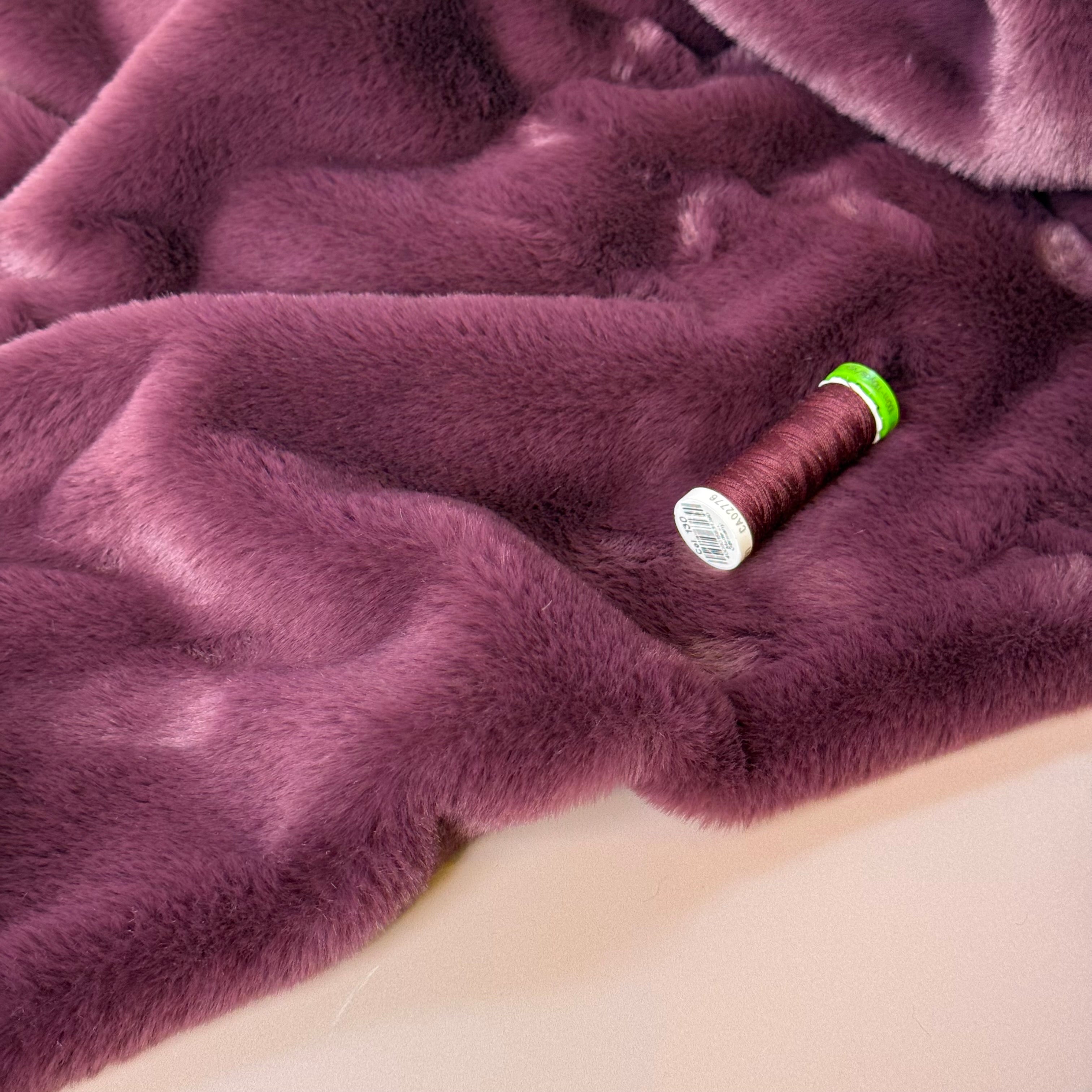 Fur Fabric with Hearts in Bordeaux