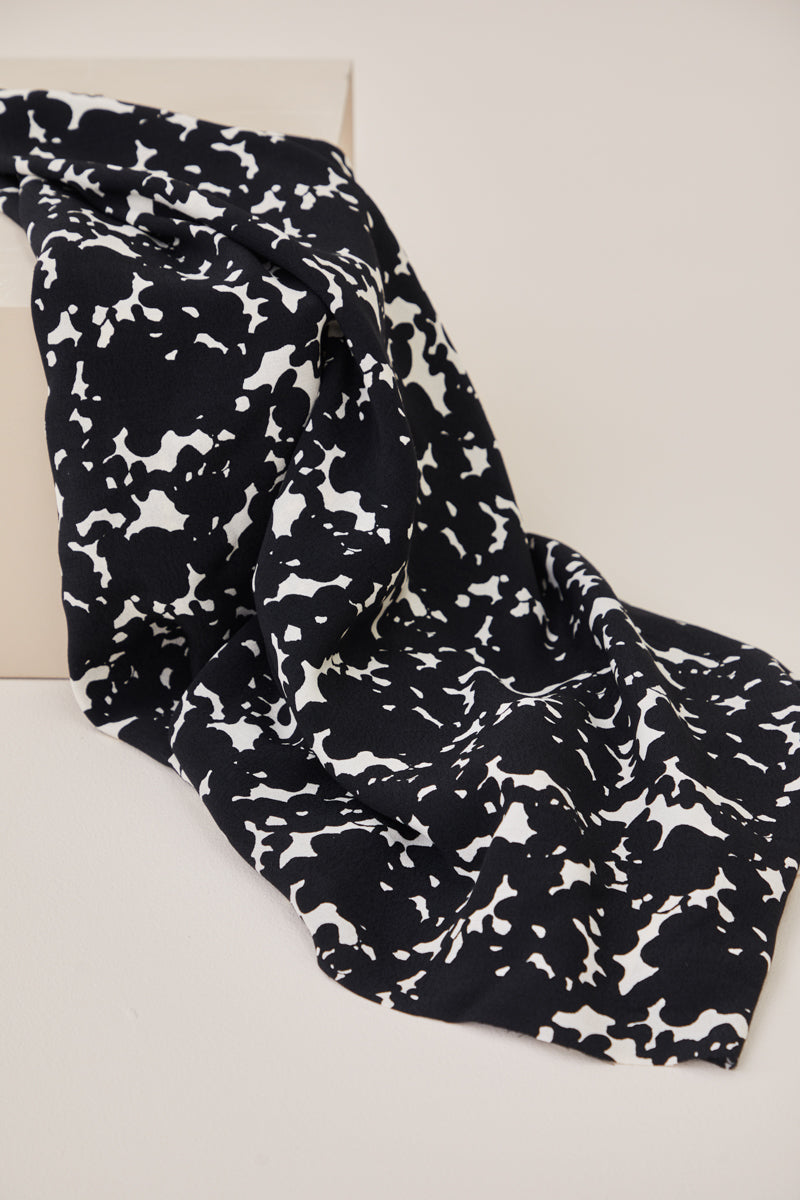 Meet MILK - Cloudy Black with ECOVERO™ Viscose fibres