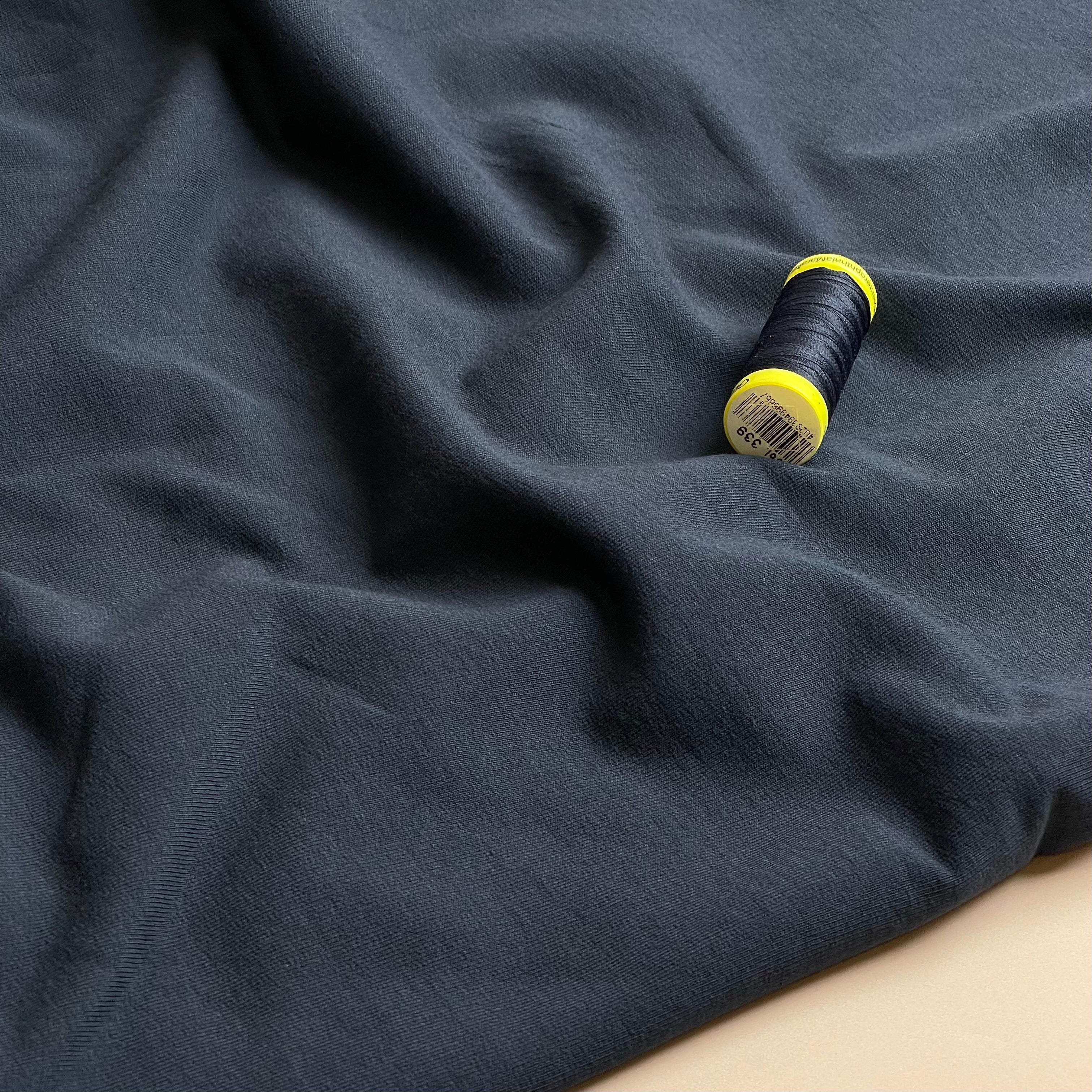 Brushed Sweat-shirting in Navy