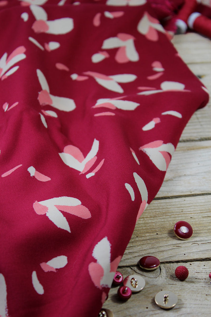 Églantine & Zoé - Petali Pomegranate Viscose Poplin Fabric