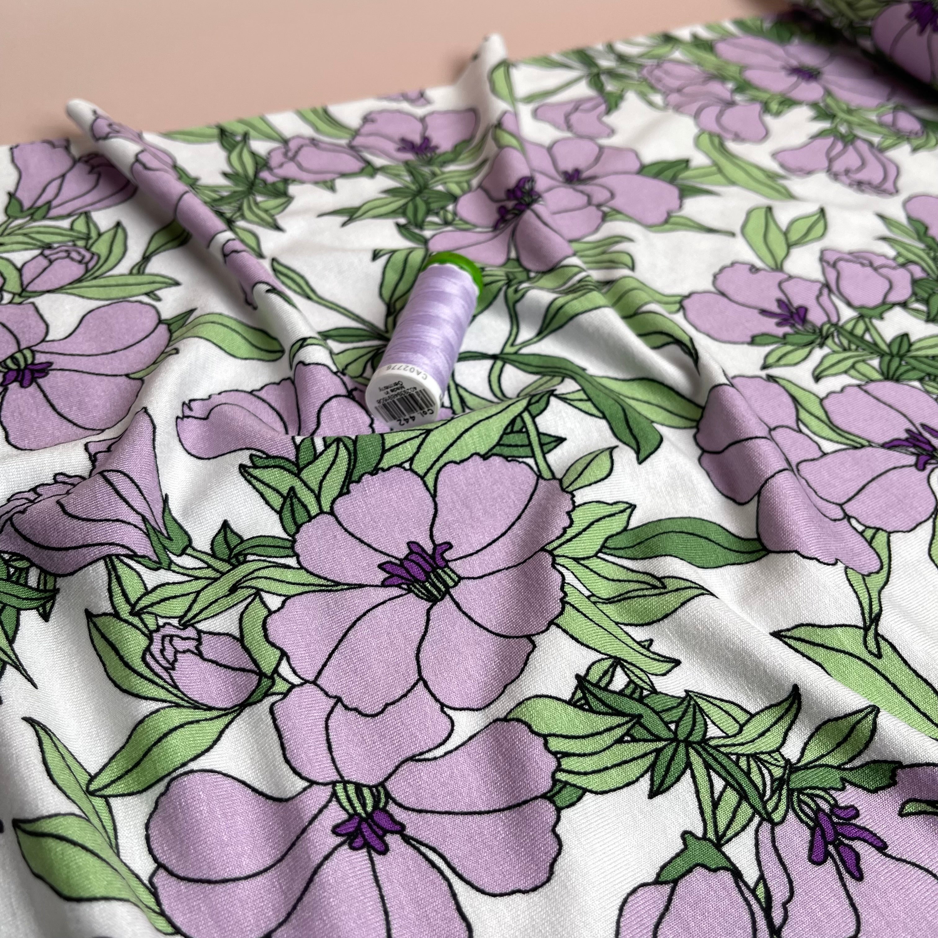 REMNANT 3.07 Metres - Lilies Lilac Viscose Jersey Fabric