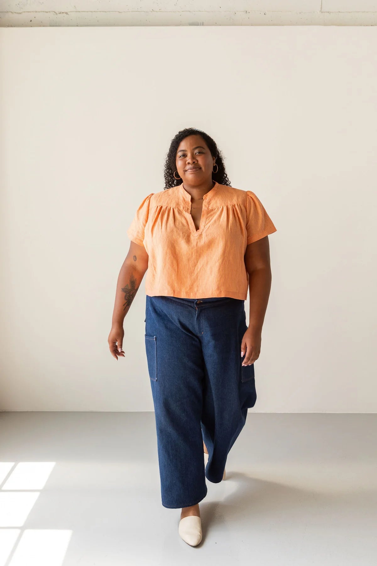 Make an Outift Sewing Kit - The CANYON Top in Vintage Linen & HUSSARD Jeans in Cousette Denim
