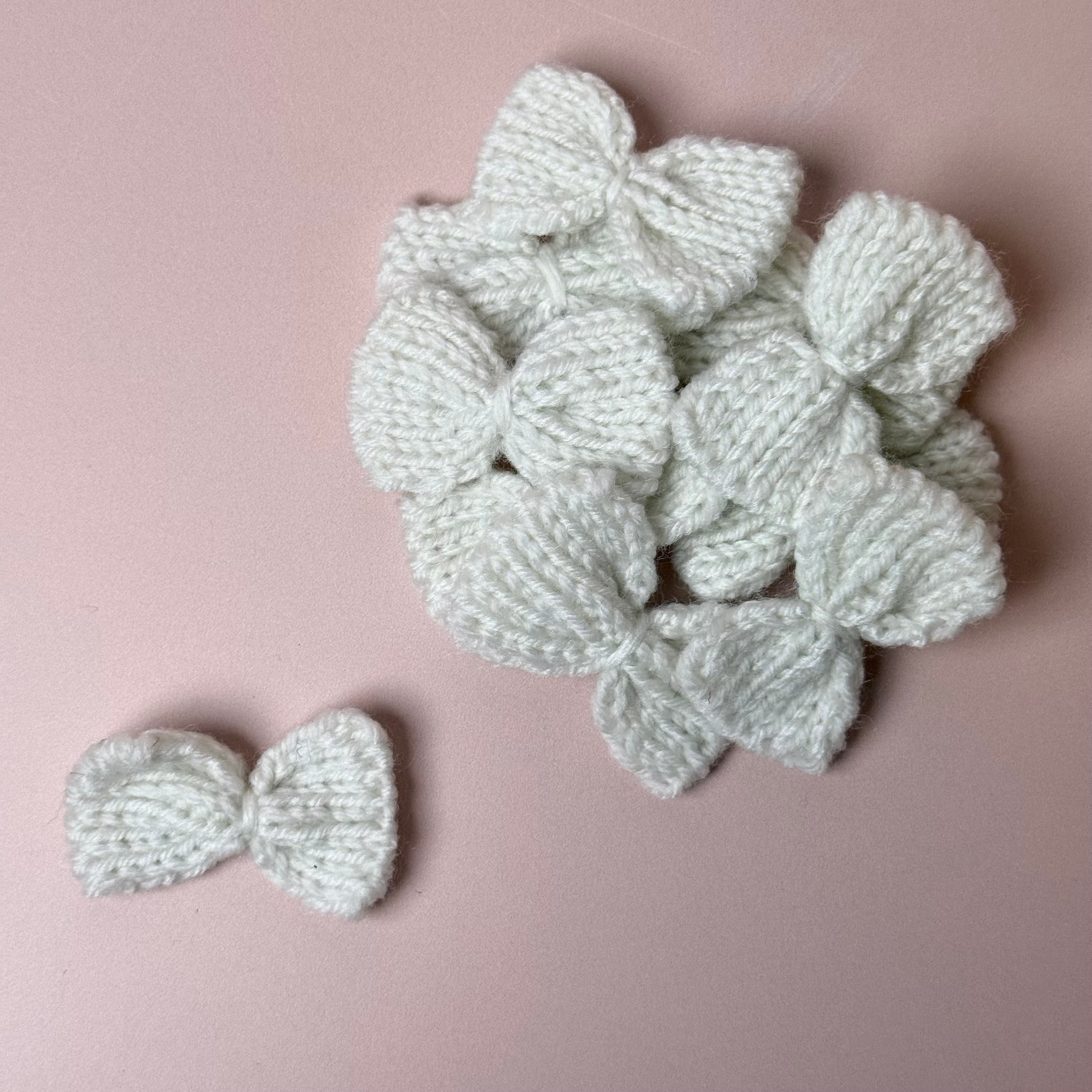 Knitted Bow