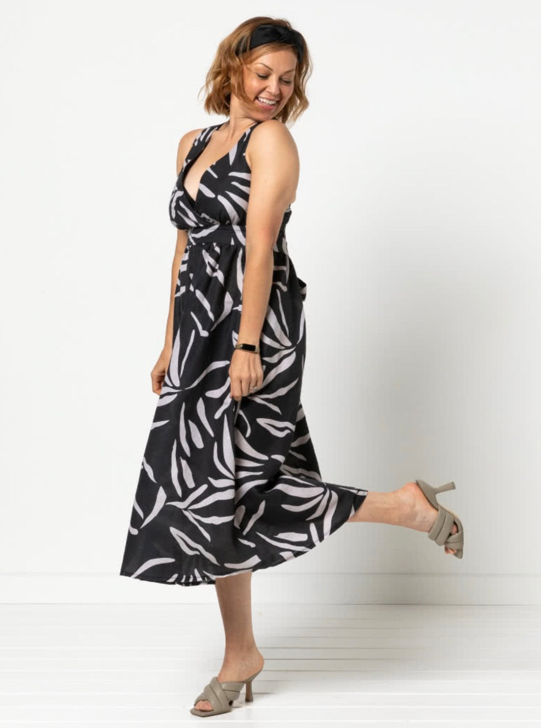 Style ARC - Livvy Woven Dress (Sizes 18 - 30)  Sewing Pattern