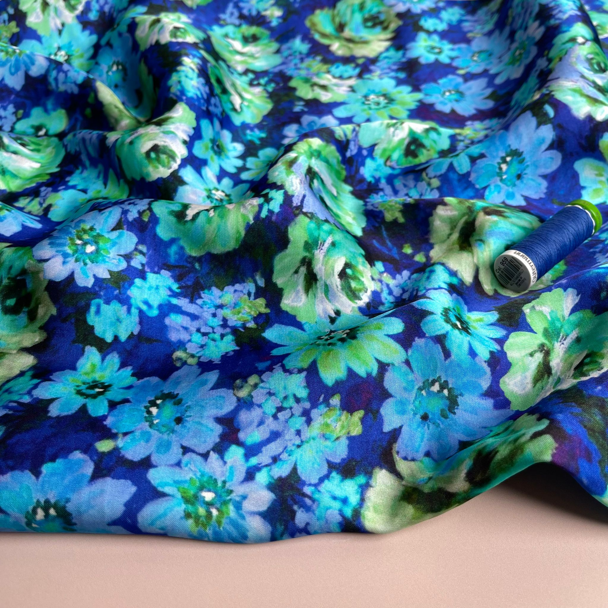 REMNANT 1.10 Metres - Vibrant Ocean Flowers Viscose Sateen Fabric