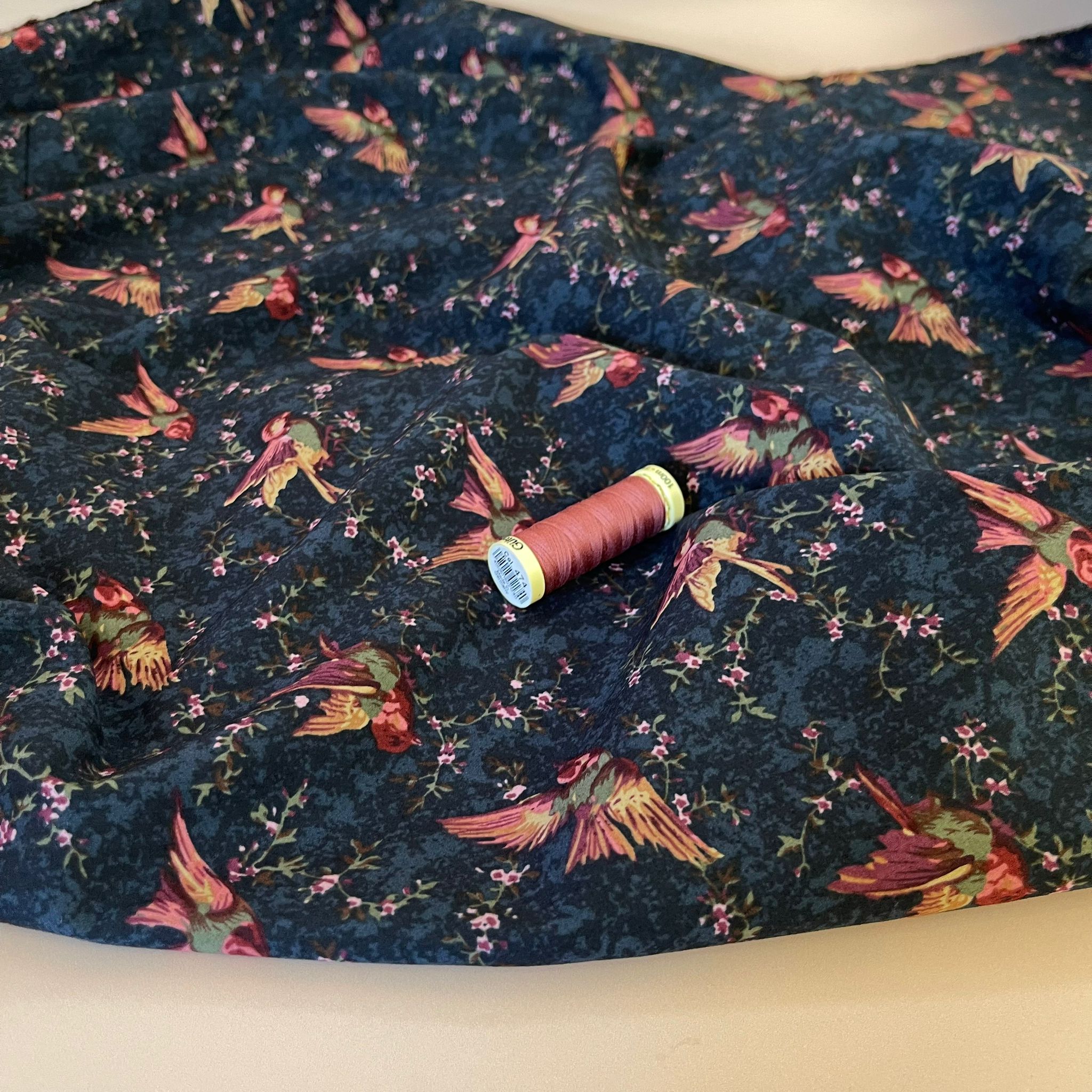 REMNANT 0.48 metre - Deadstock Birds on Navy Cotton Lawn Fabric