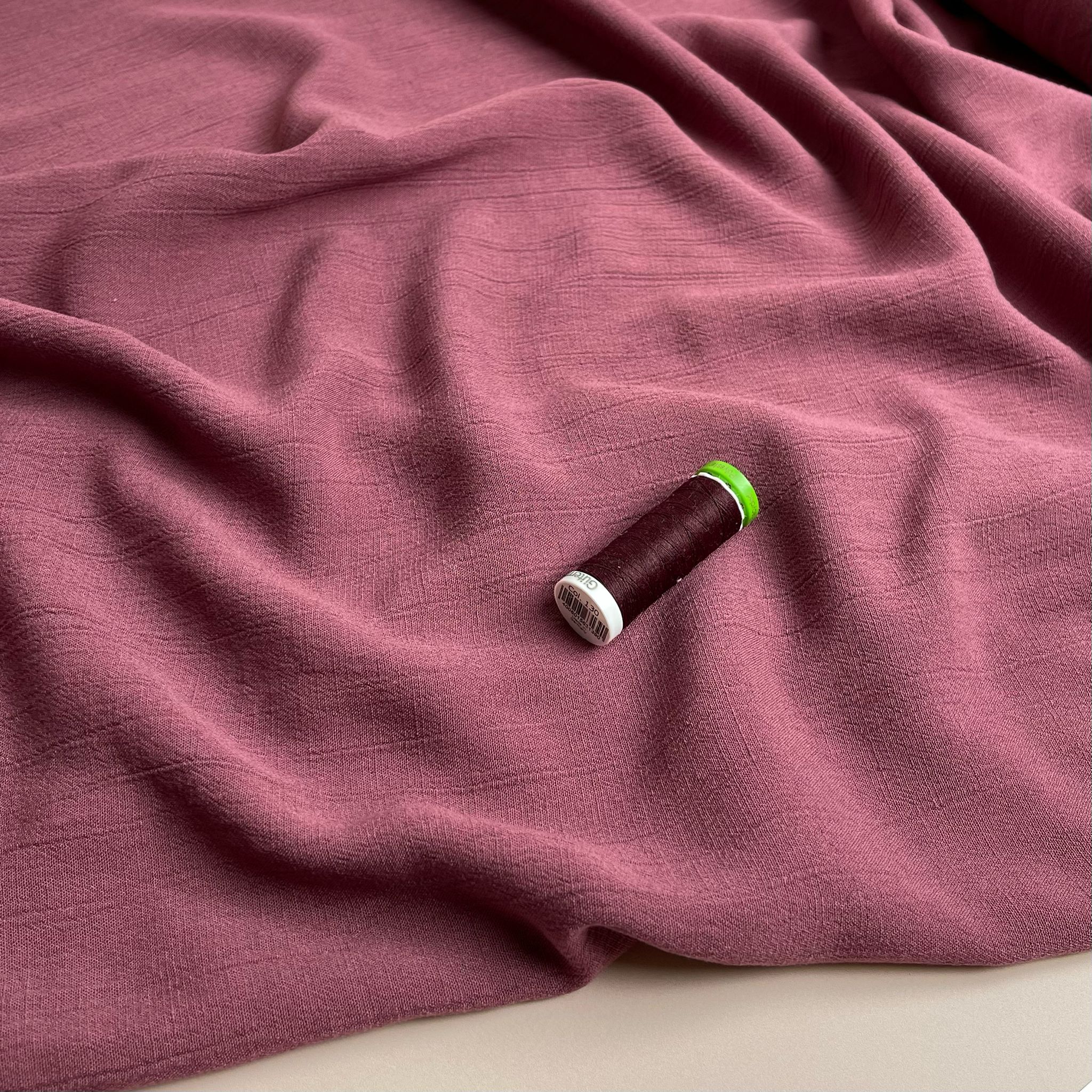 REMNANT 1.84 Metres - Crinkle Viscose Linen Blend Fabric in Burgundy