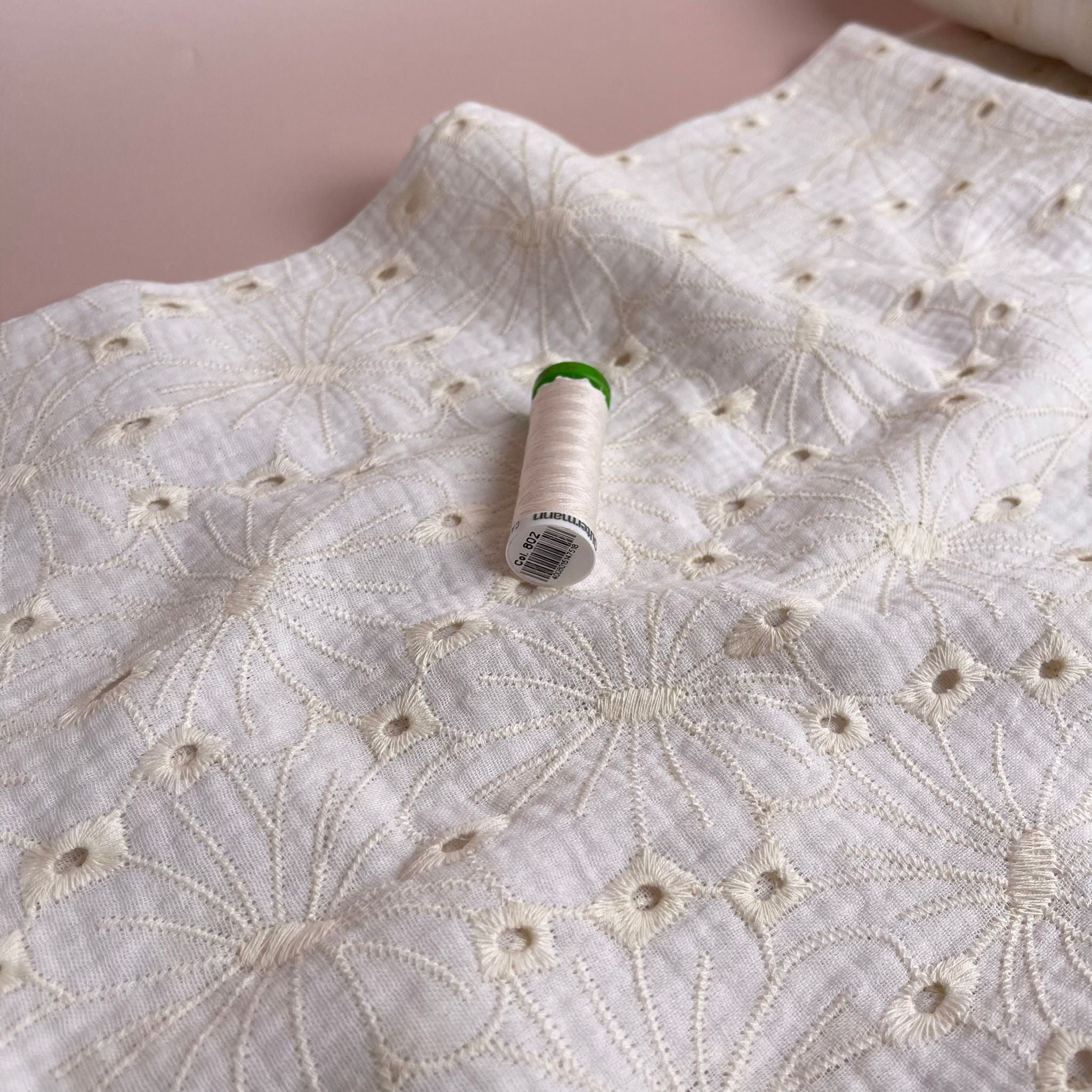 Embroidered Flowers in Off-White Cotton Double Gauze