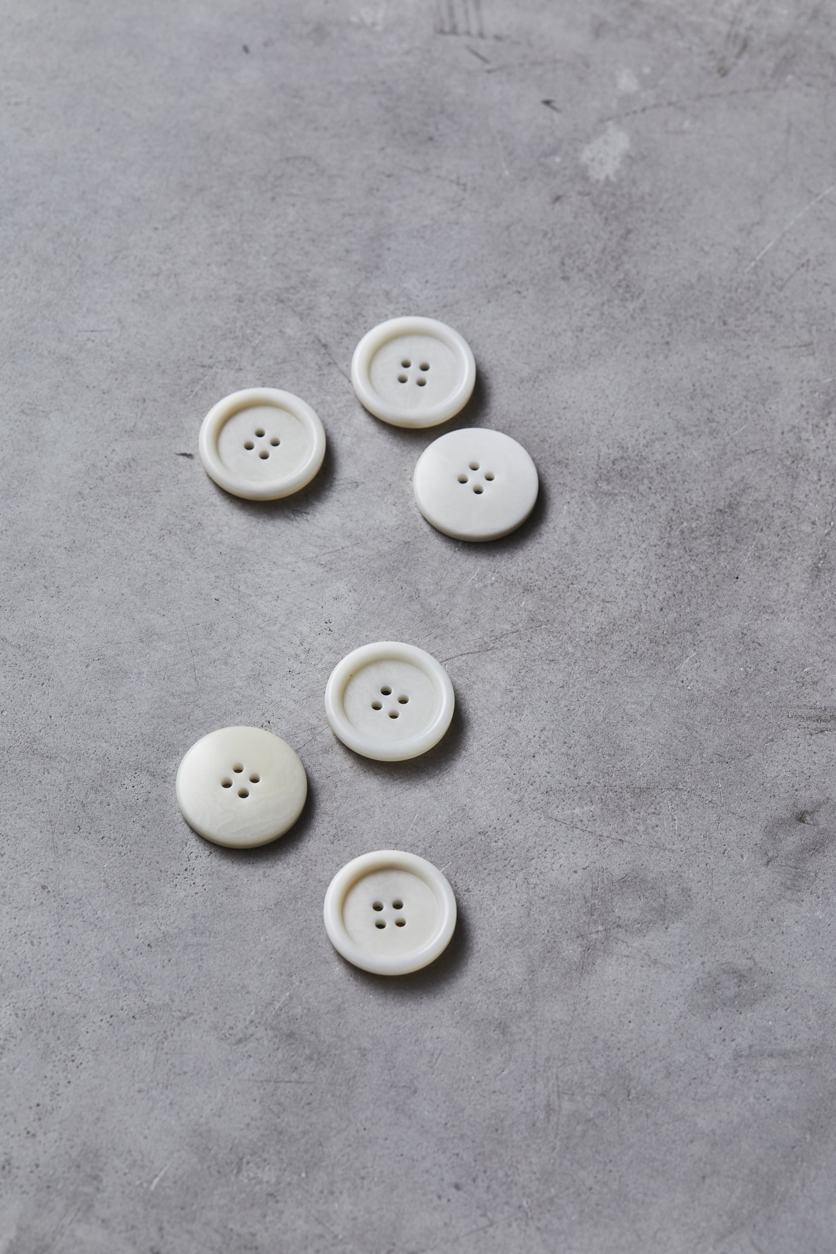 Meet MILK - Dish Corozo Buttons - 25mm