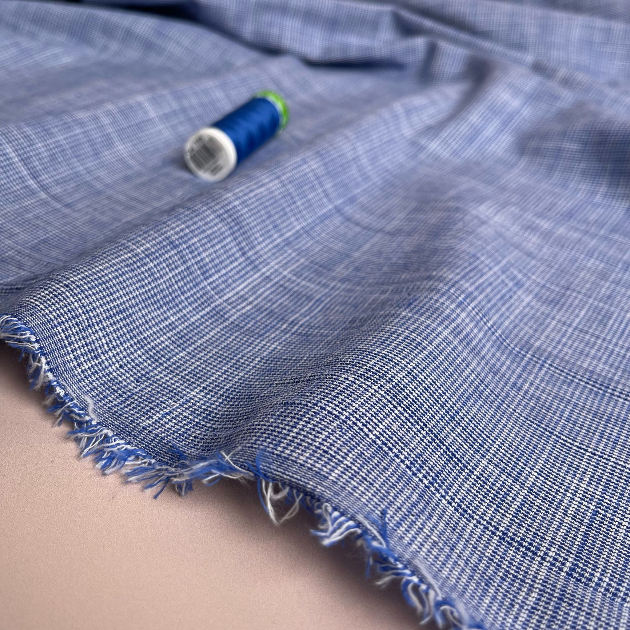 REMNANT 0.84 Metres - Yarn Dyed Blue Puppytooth Weave Cotton Fabric