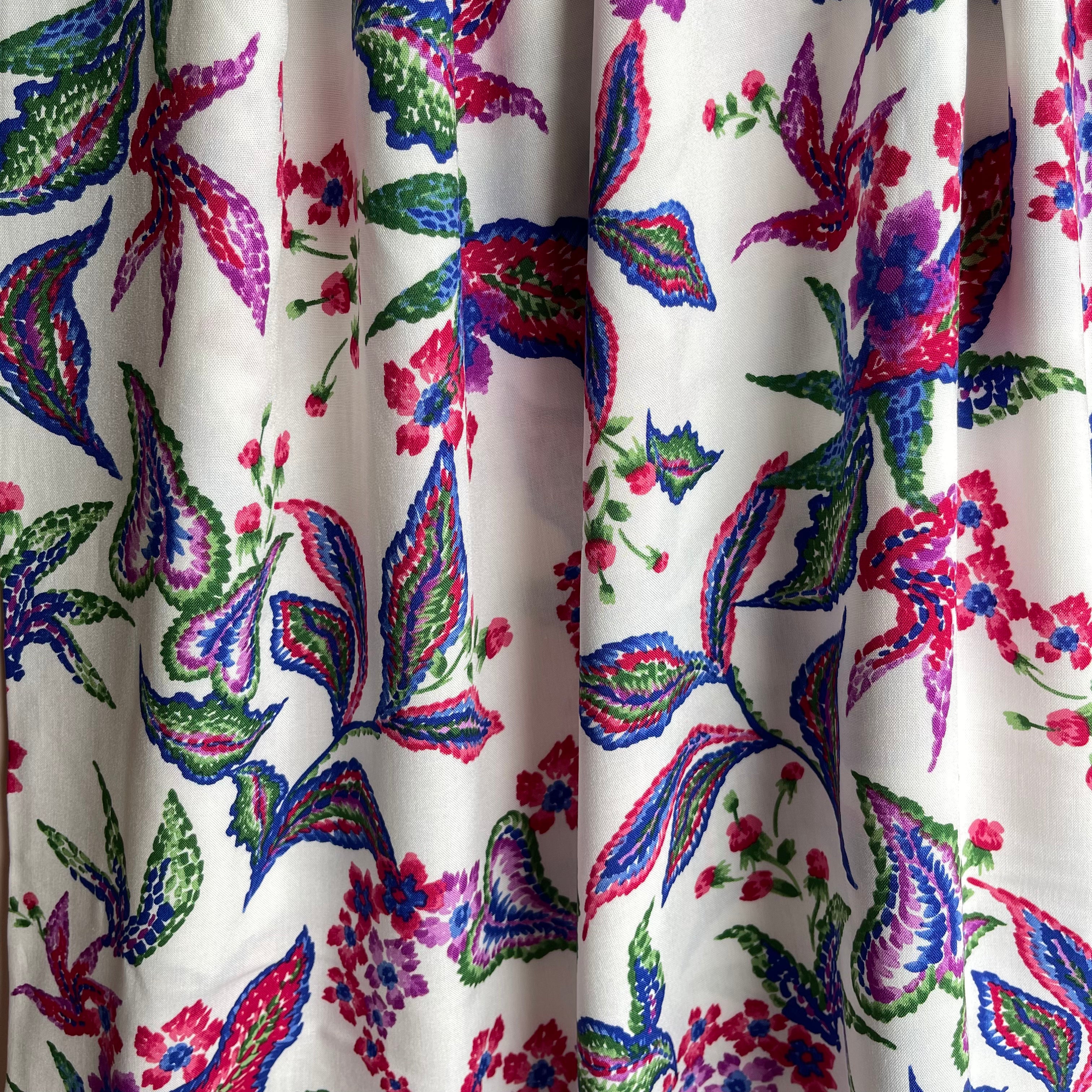 Abstract Foliage White Rayon Viscose Fabric