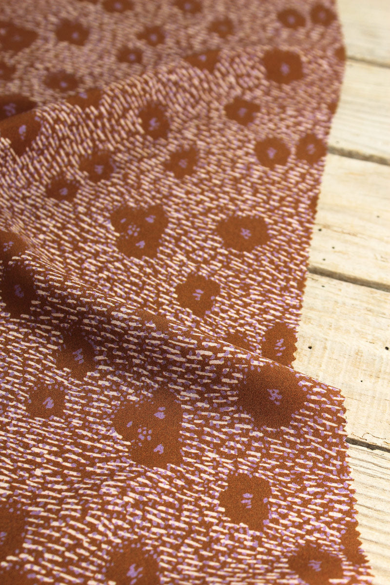 Églantine & Zoé - Punti in Caramel Viscose Poplin Fabric