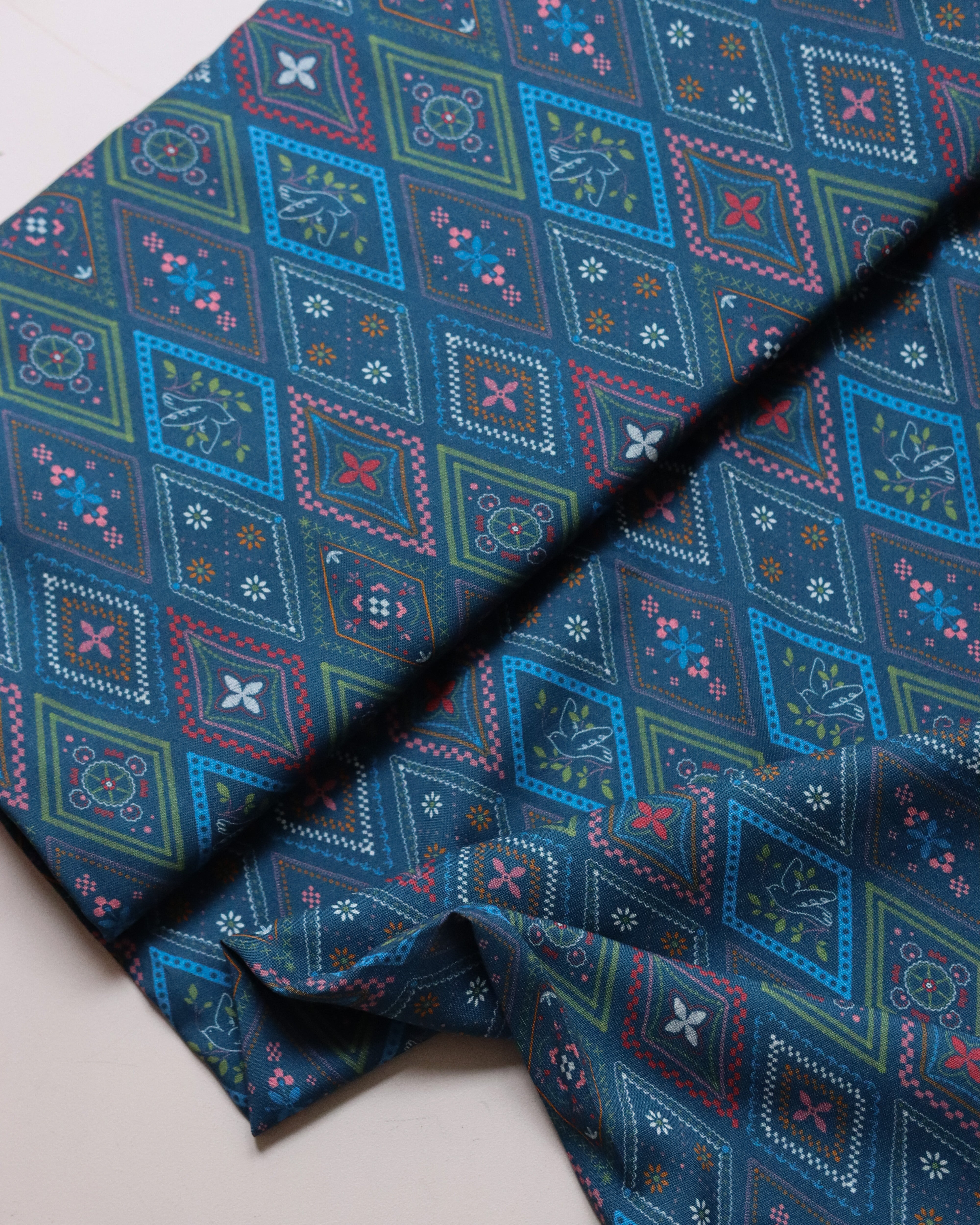 Lise Tailor - Cottage Viscose Fabric with LENZING™ ECOVERO™ fibres