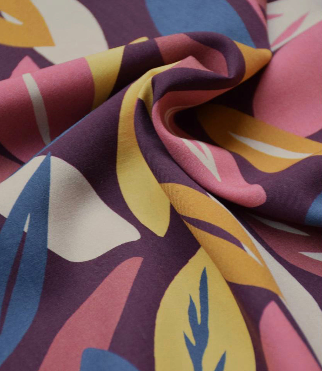REMNANT 2.89 Metres - Cousette - Under Wood Blush Viscose Fabric