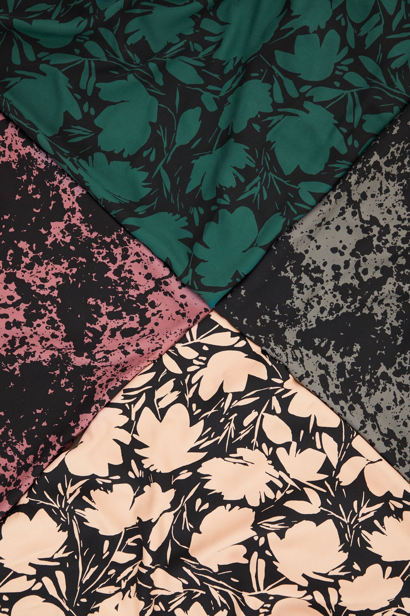 Mind The MAKER - Shadow Splash Bottle Green ECOVERO™ Leia Crepe Fabric