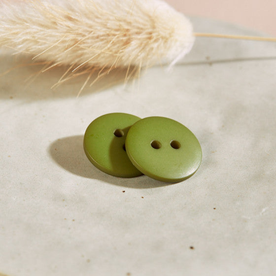 Atelier Brunette - Classic Matte Buttons - Matcha Leaf 15mm