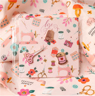 Lise Tailor - Pins and Needle Holder - Love Sewing Set