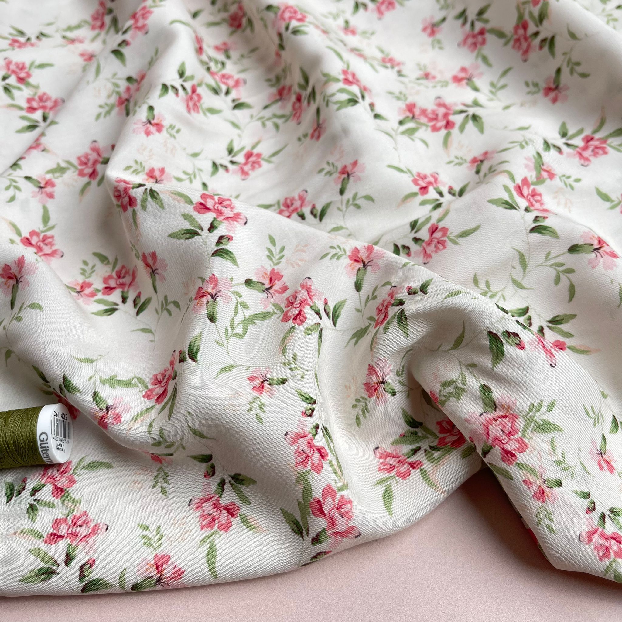 REMNANT 0.5 Metre - Delicate Blooms Viscose / Rayon Fabric