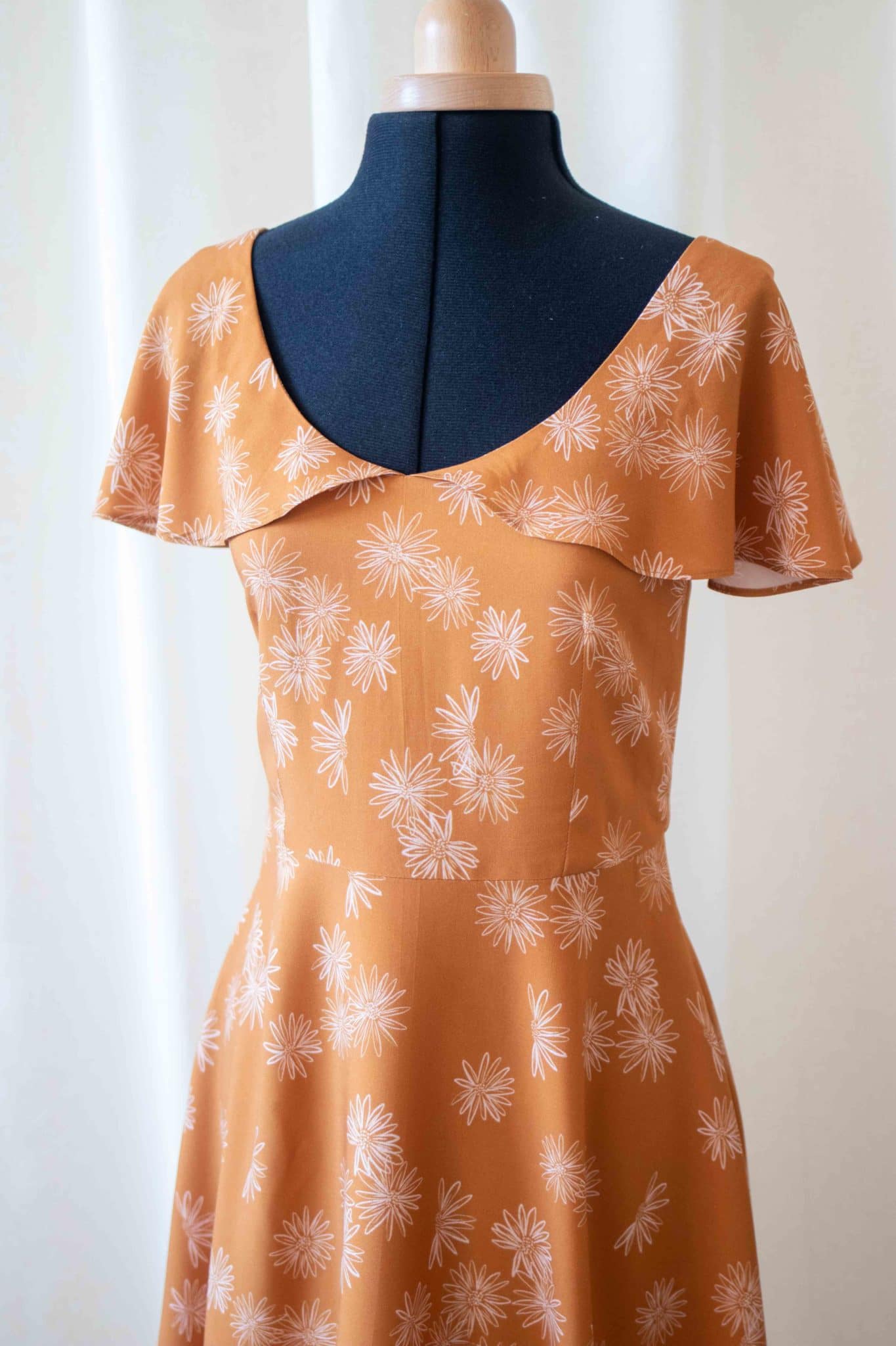 Lise Tailor - Belle Des Champs Dress Sewing Pattern